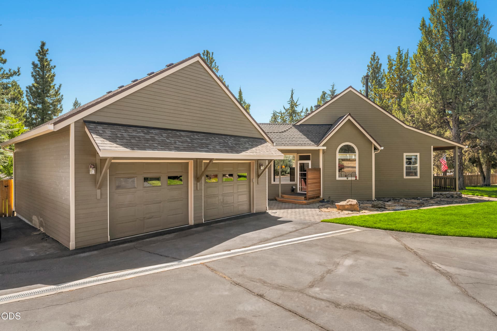 07-Exterior. Photo 4 of 79, 70116 Sorrell Drive, Sisters, OR 97759