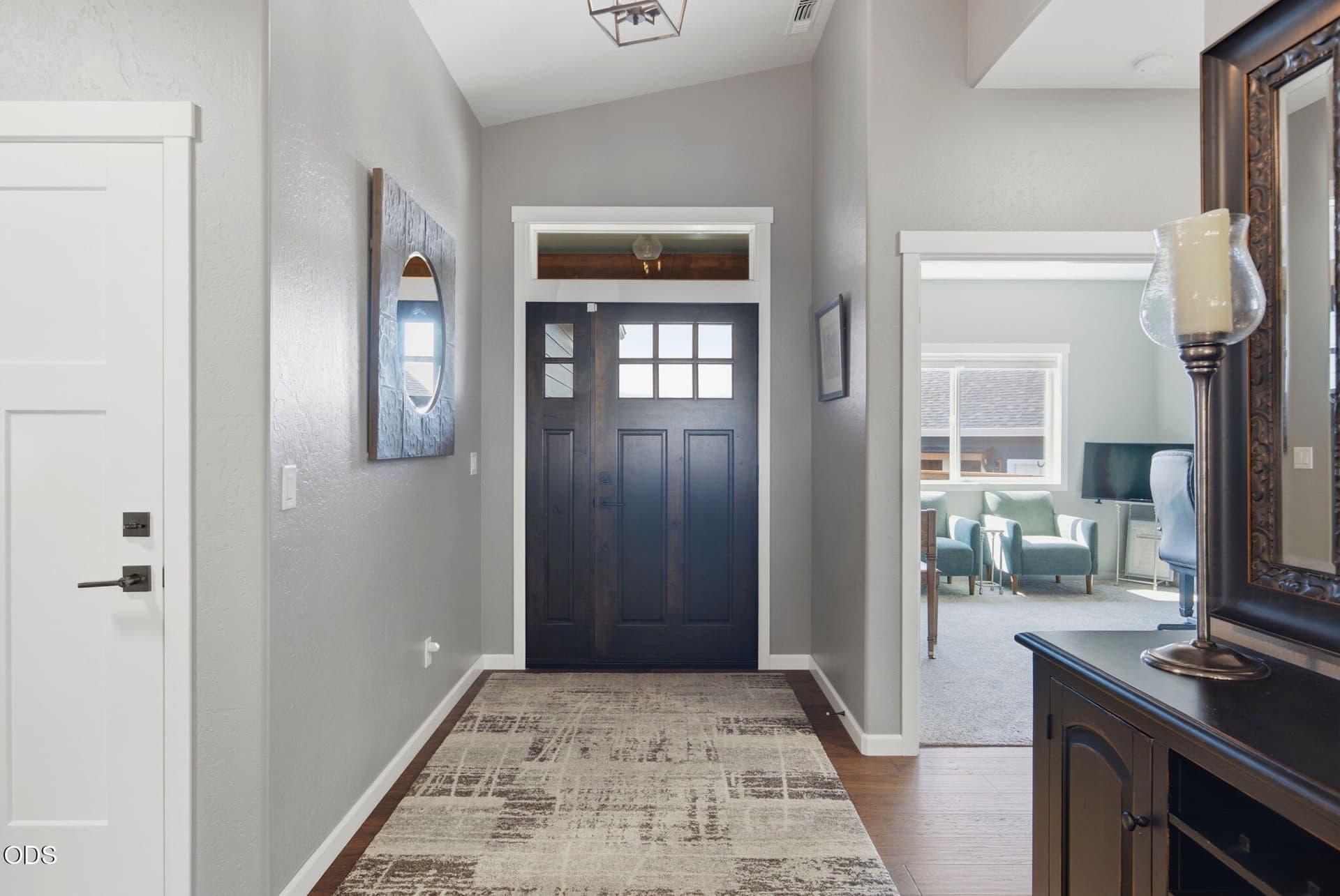 5-web-or-mls-326-sw-kennedy-wy. Photo 3 of 25, 326 SW Kennedy Way, Grants Pass, OR 97526