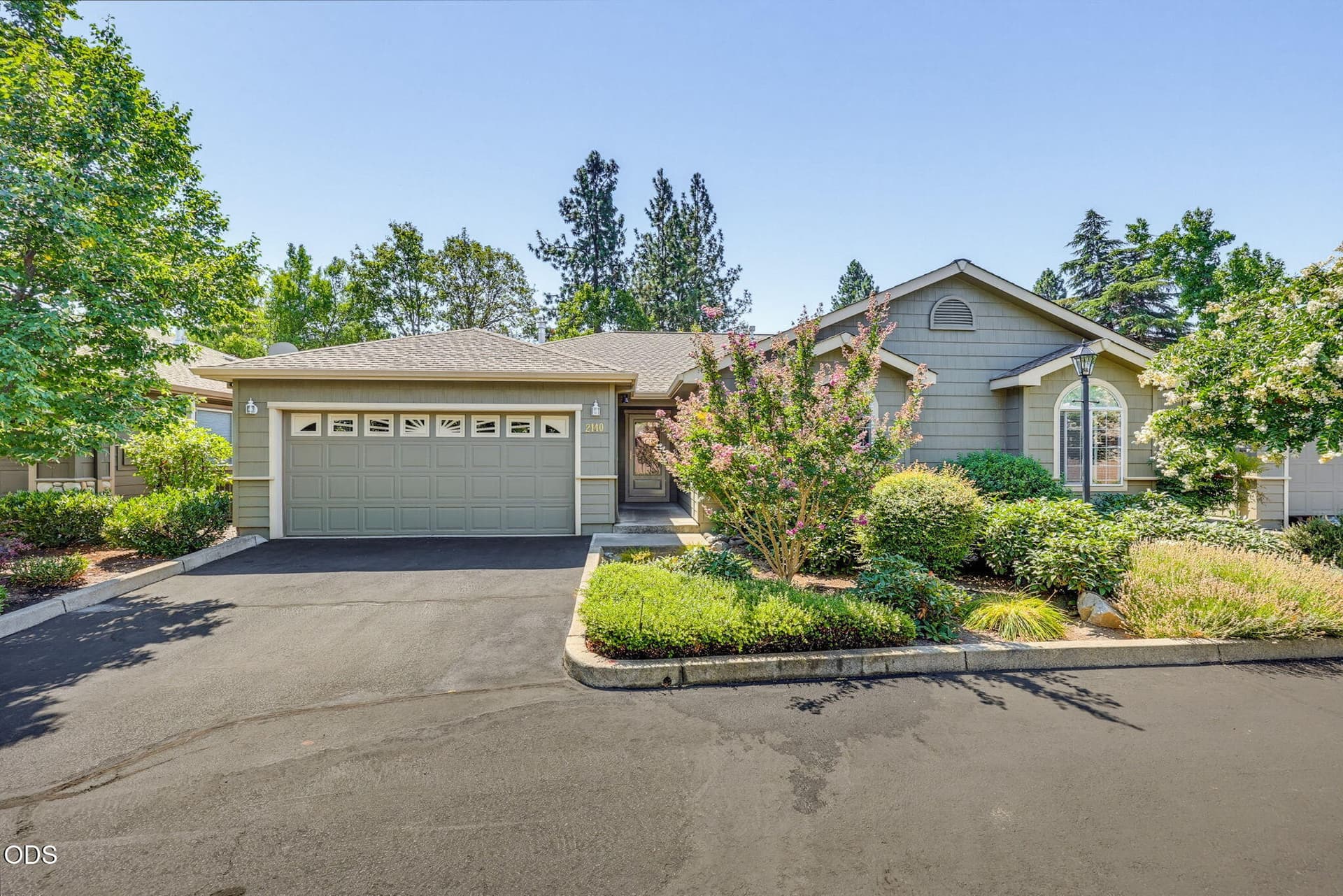 ApxBL00001. Photo 1 of 28, 2140 Birchwood Lane, Ashland, OR 97520