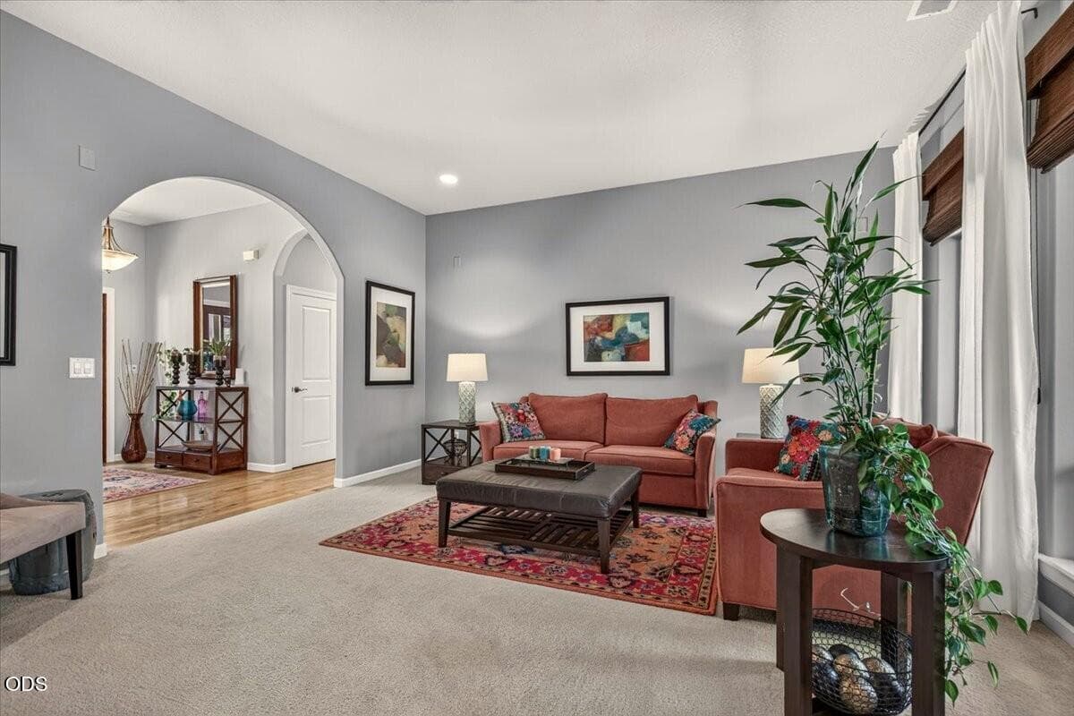 Living Room. Photo 4 of 28, 4565 Marissa Circle, Medford, OR 97504