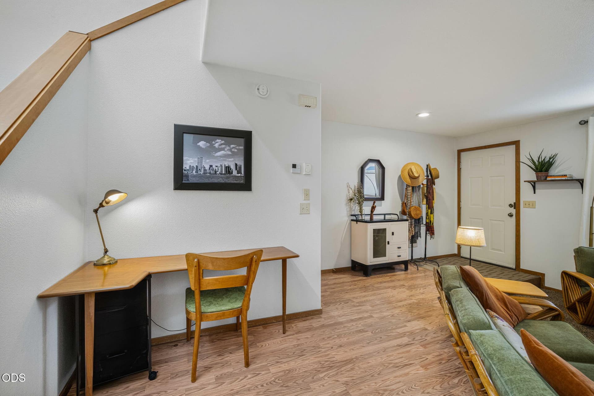 Entry. Photo 5 of 33, 1050 NE Butler Market Road Unit APT 37, Bend, OR 97701