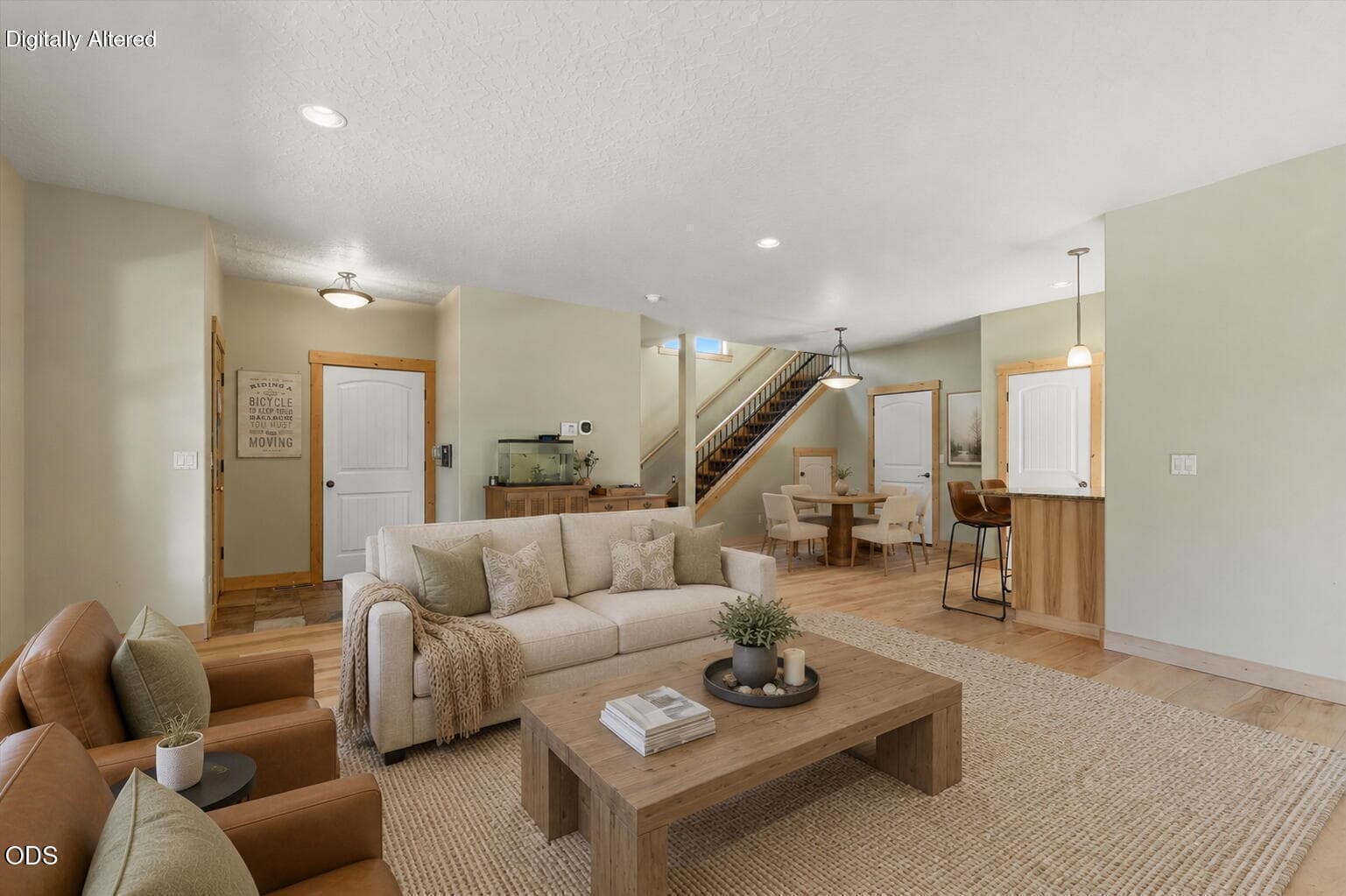living 2. Photo 3 of 26, 61390 Merriewood Court, Bend, OR 97702