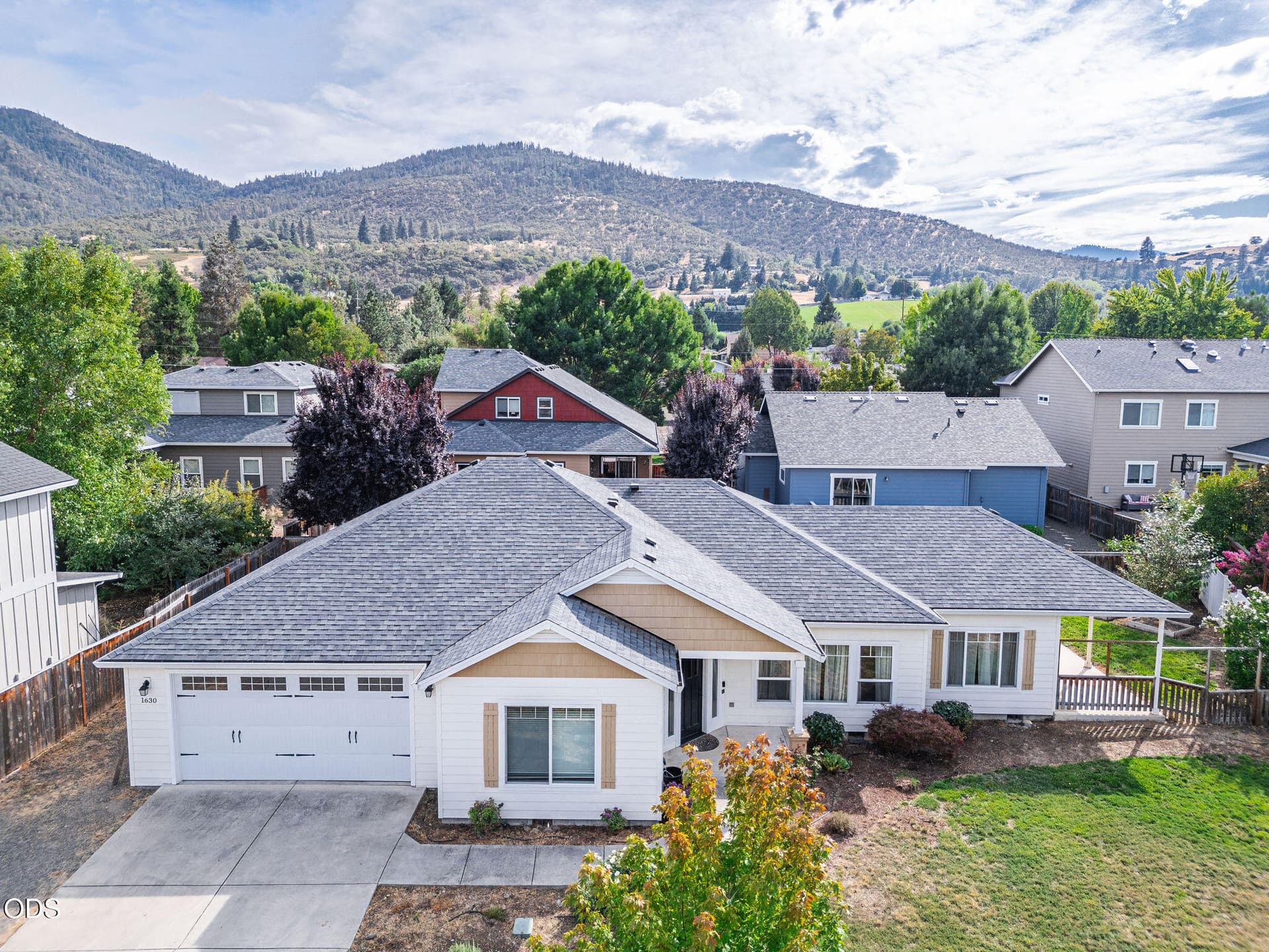 HD-10. Photo 1 of 60, 1630 Summer Place, Talent, OR 97540