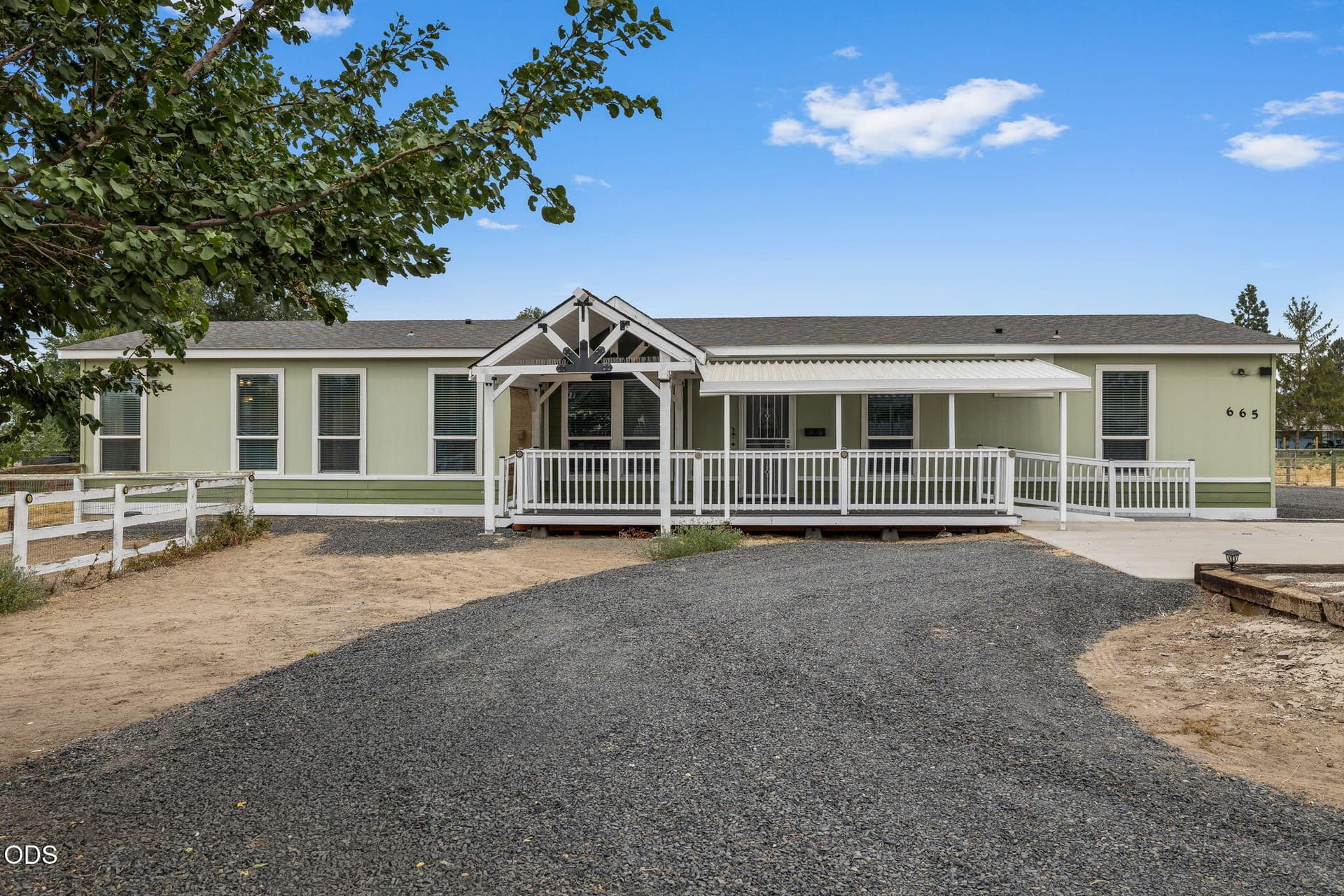 2026_08_21_665_apollo_road_pv-2. Photo 2 of 49, 665 NW Apollo Road, Prineville, OR 97754