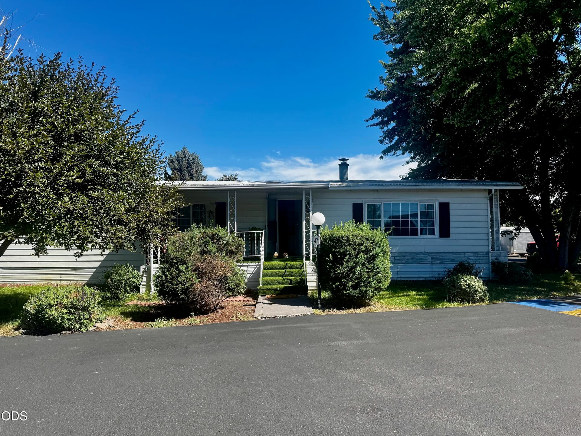 3. Photo 3 of 34, 3500 Summers Ln Unit #47, Klamath Falls, OR 97603