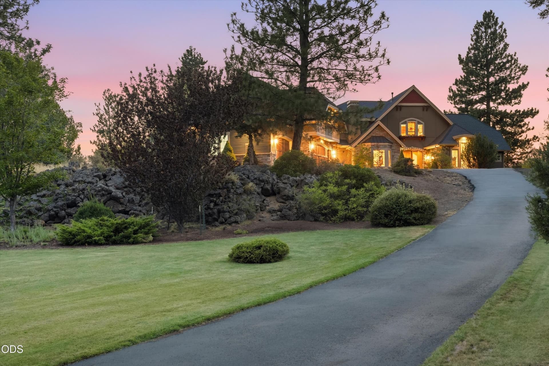 02-20100 Star Fire Ridge Ct twilight-8. Photo 2 of 66, 20100 Starfire Ridge Court, Bend, OR 97702