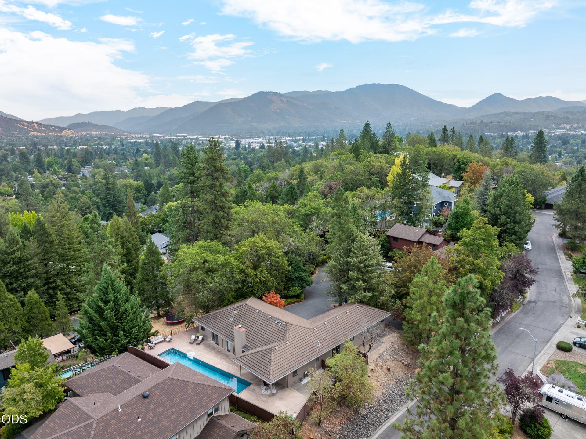 DRONE2 2 of 4. Photo 3 of 48, 1615 NW Olmar Drive, Grants Pass, OR 97526