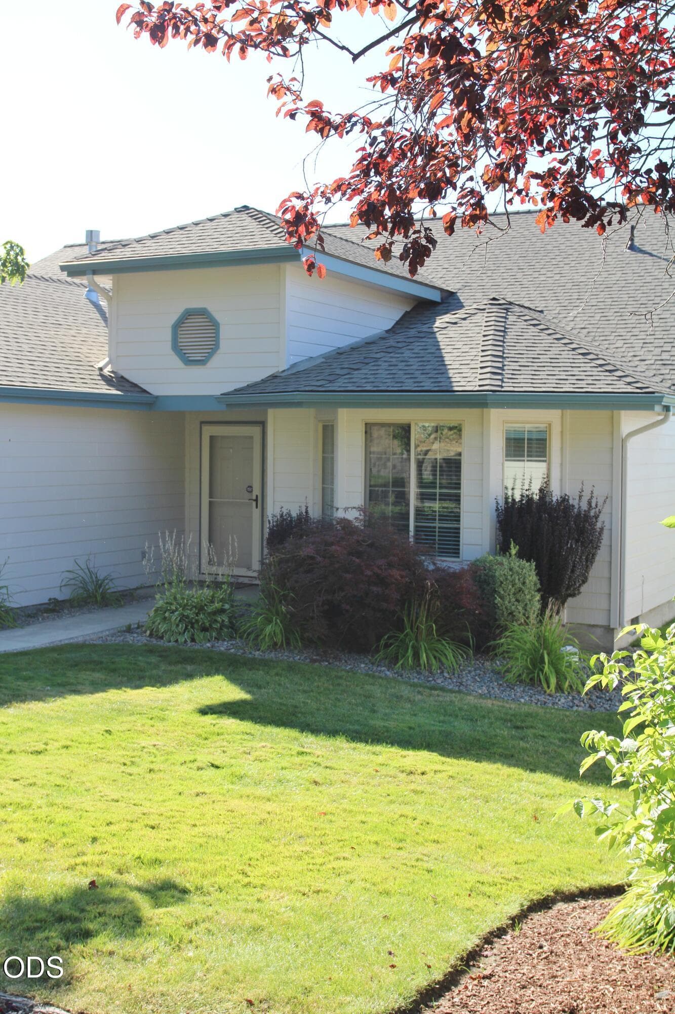 635 Hanks 205. Photo 2 of 63, 635 Hanks Street, Klamath Falls, OR 97601