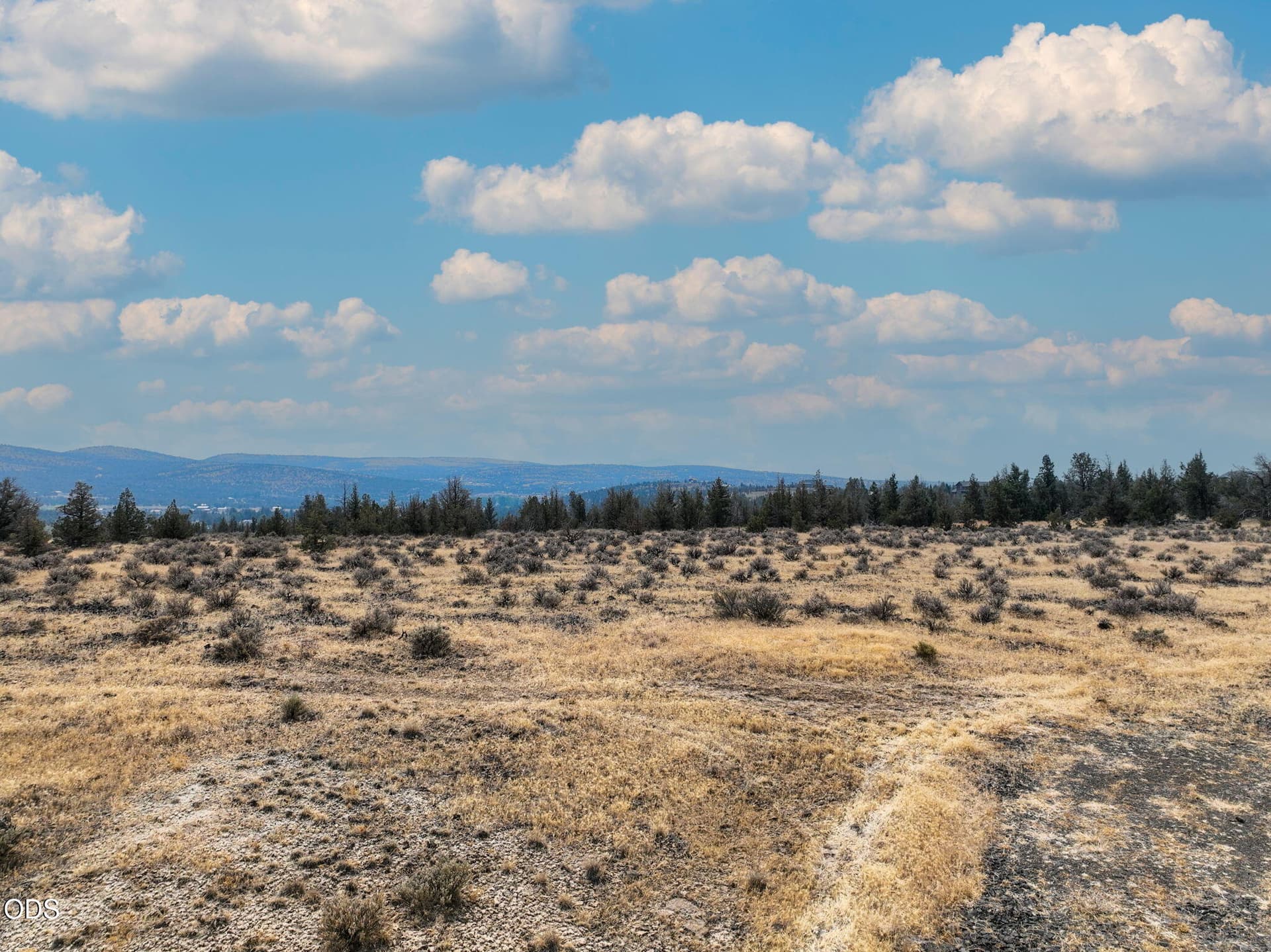 2. Photo 5 of 11, 6216 SE Cedar Hills Court, Prineville, OR 97754