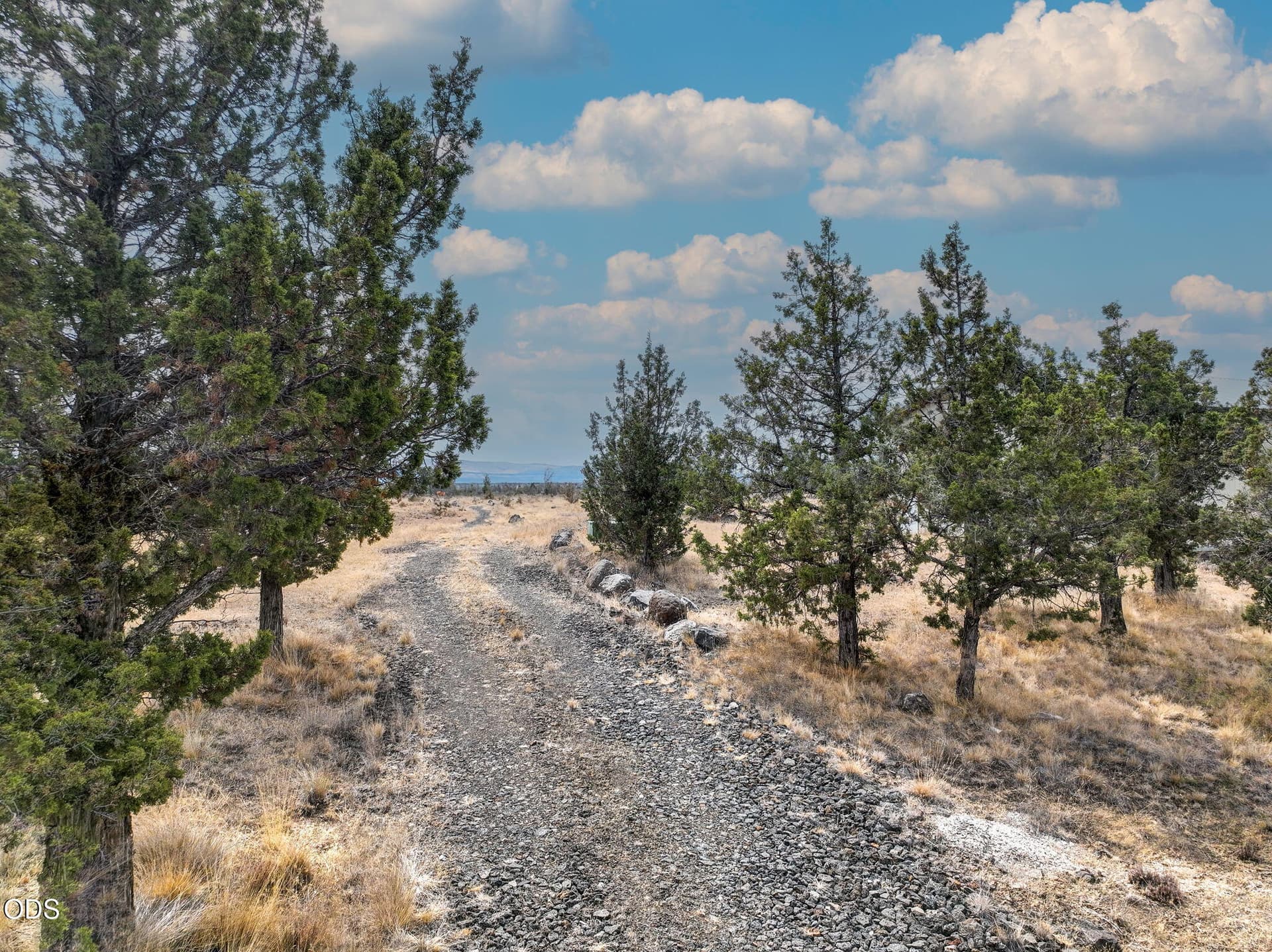 3. Photo 4 of 11, 6216 SE Cedar Hills Court, Prineville, OR 97754