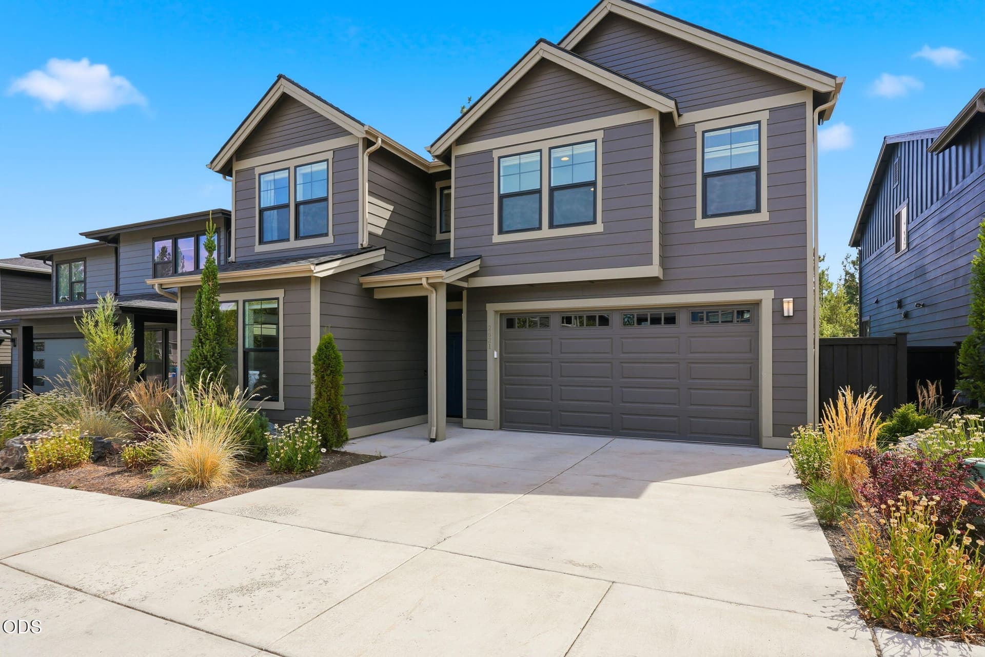 2-web-or-mls-Riley-Visuals-2. Photo 2 of 63, 2621 NW Sky Vista Court, Bend, OR 97703