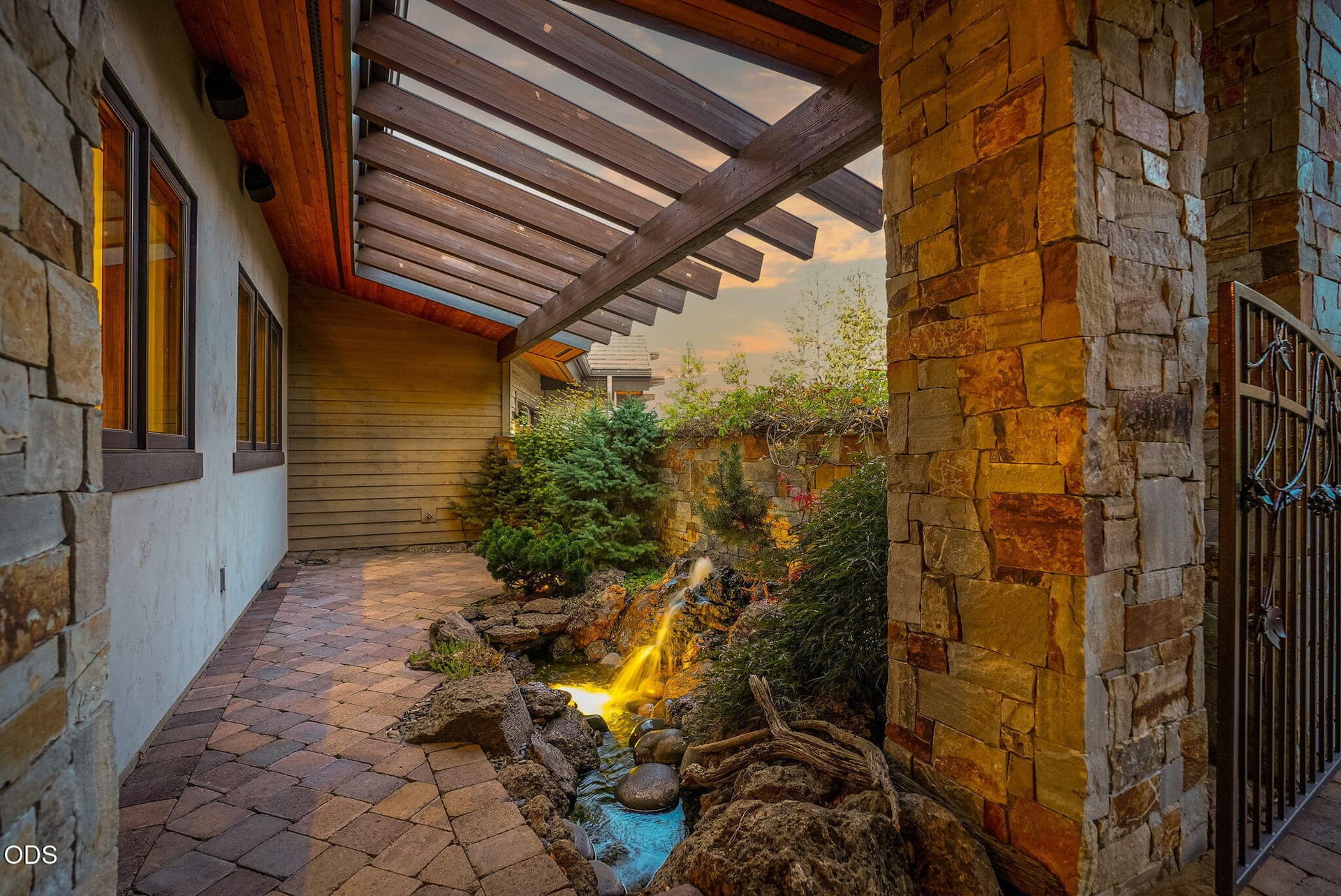 261-web-or-mls-Riley-Visuals-261. Photo 4 of 64, 3487 NW Greenleaf Way, Bend, OR 97703
