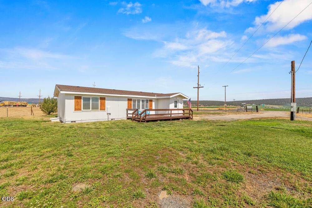 4900BlissRd-34. Photo 4 of 44, 4900 Bliss Road, Bonanza, OR 97623