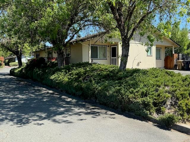 IMG_6680. Photo 1 of 8, 1410 SW G Street, Grants Pass, OR 97526