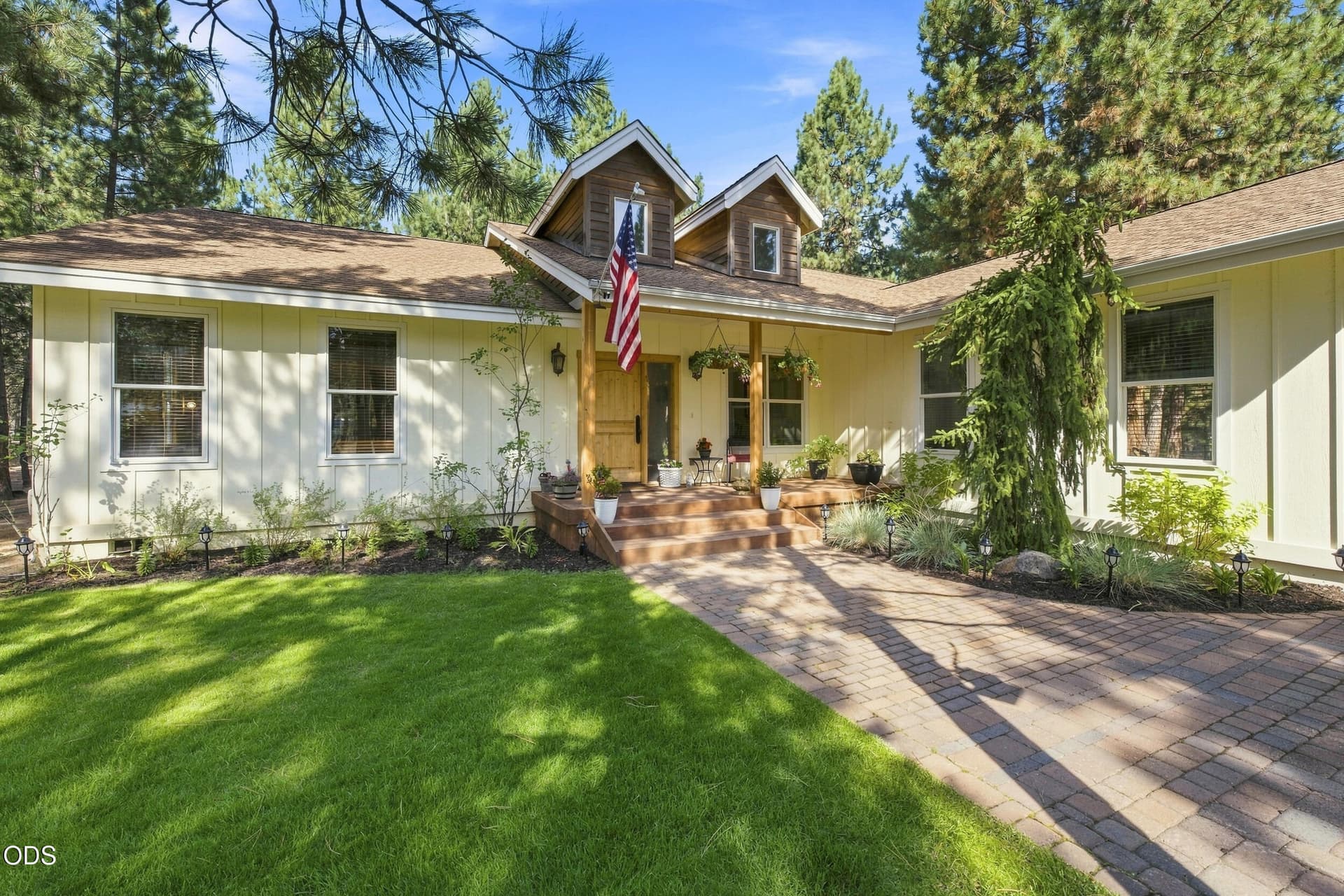 3_52073 white fir (2 of 60). Photo 4 of 64, 52073 White Fir, La Pine, OR 97739