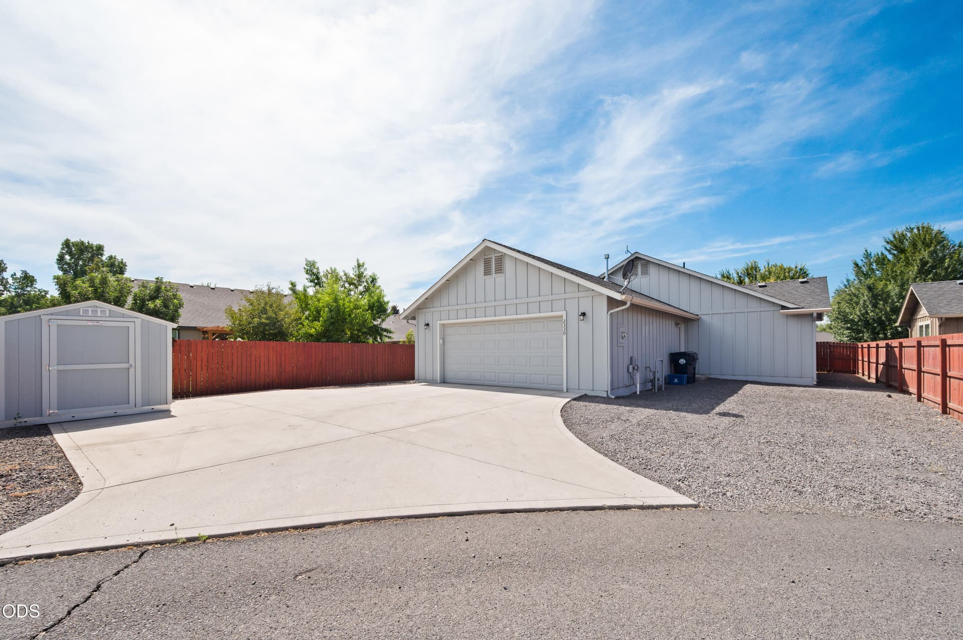 1. Photo 1 of 31, 2330 NW 10th Street, Redmond, OR 97756