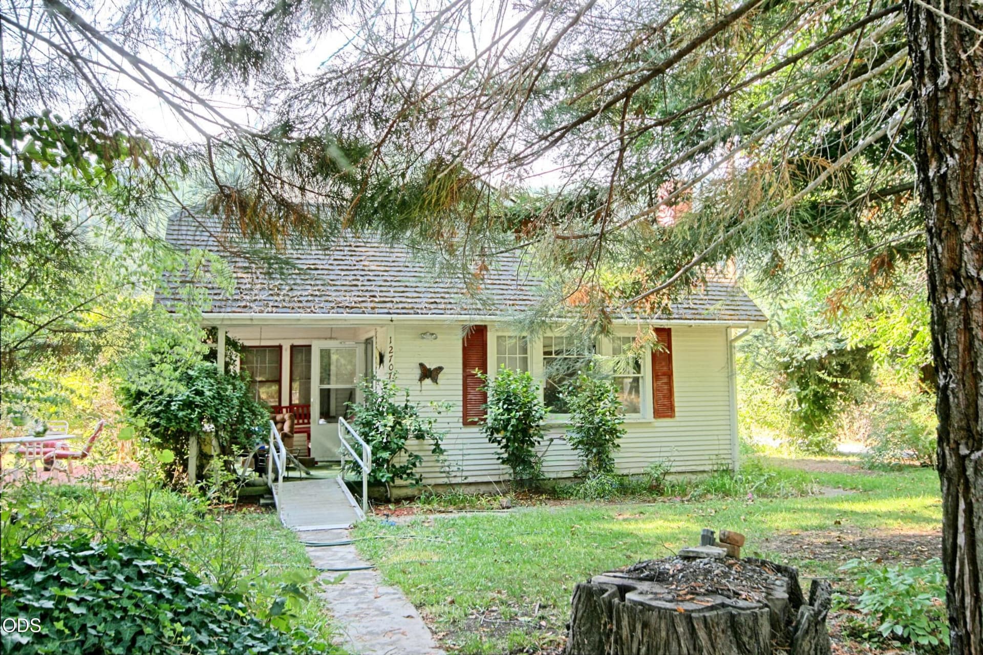 Classic Home. Photo 1 of 37, 12707 Highway 238, Applegate, OR 97530