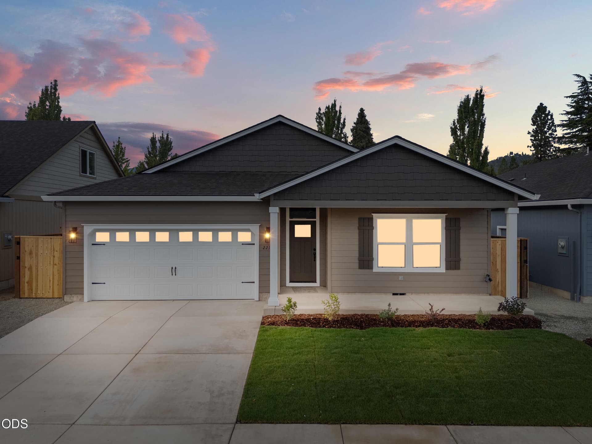 47_2217 piazza dr-twilight-01. Photo 1 of 36, 2235 Piazza Drive, Medford, OR 97501
