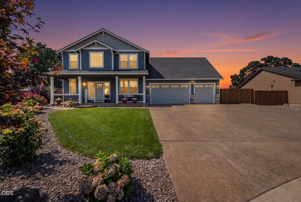 1. Photo 1 of 52, 5746 NE Tuscan Loop, Albany, OR 97321