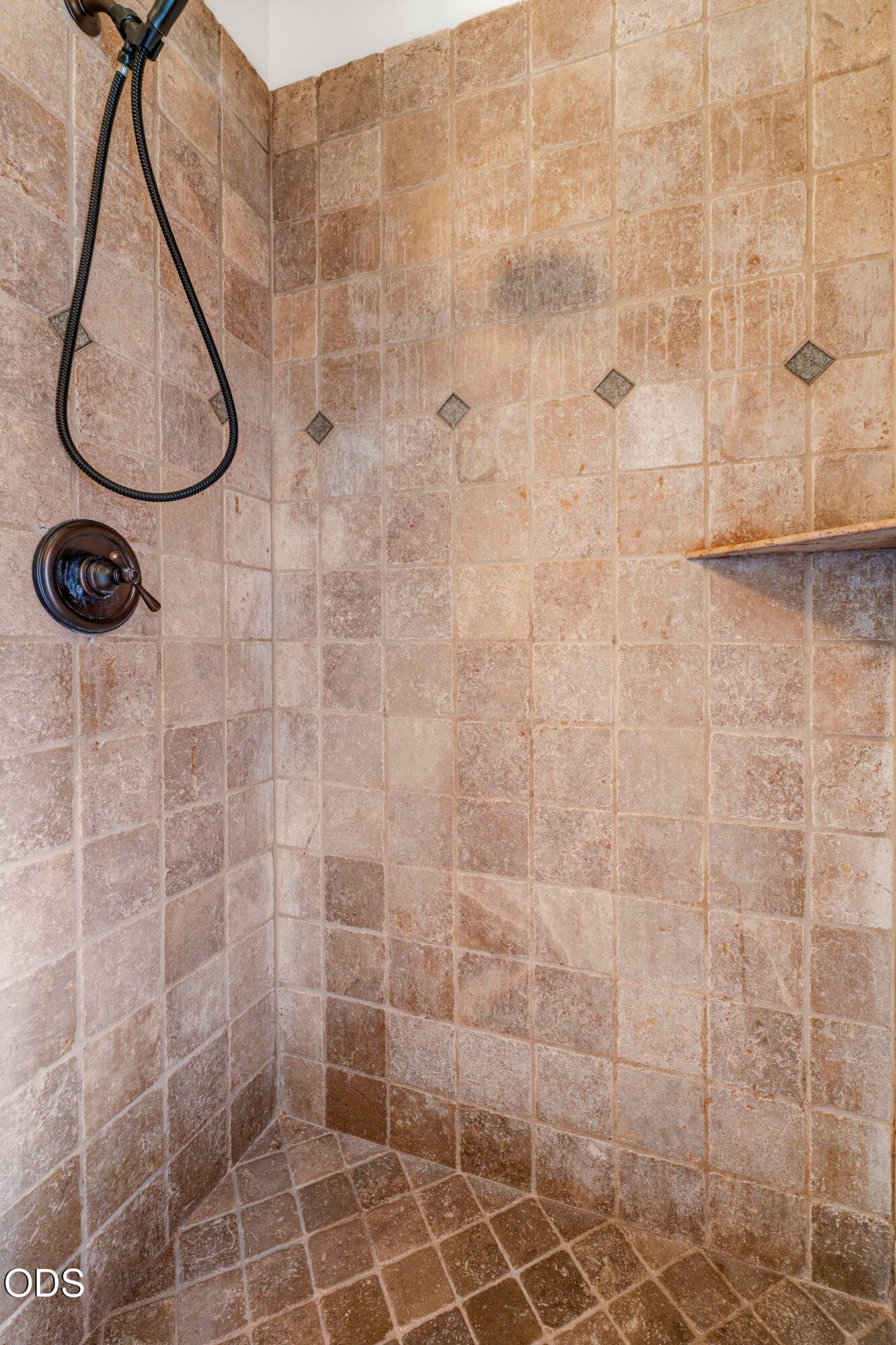 Look at that tile. Photo 5 of 43, 17040 Kasserman Drive, Bend, OR 97707