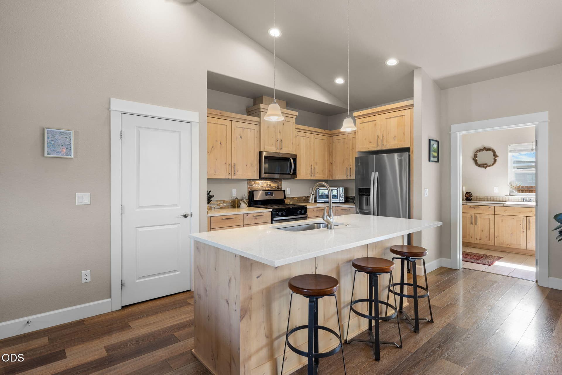 12-web-or-mls-_52A0115-2. Photo 4 of 28, 63848 Hunters Circle, Bend, OR 97701