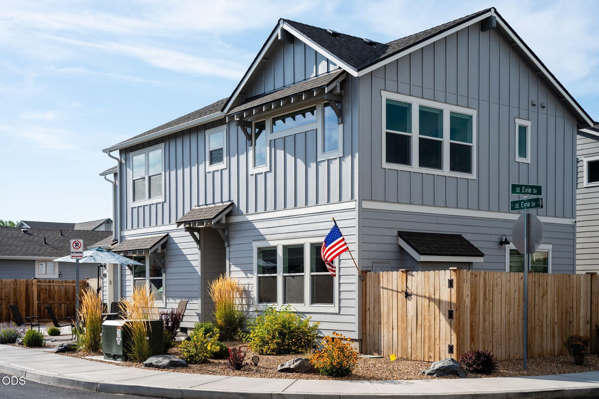 2.61637-SE-Evie-Dr-Bend-OR-97702-130. Photo 2 of 28, 61637 SE Evie Drive, Bend, OR 97702