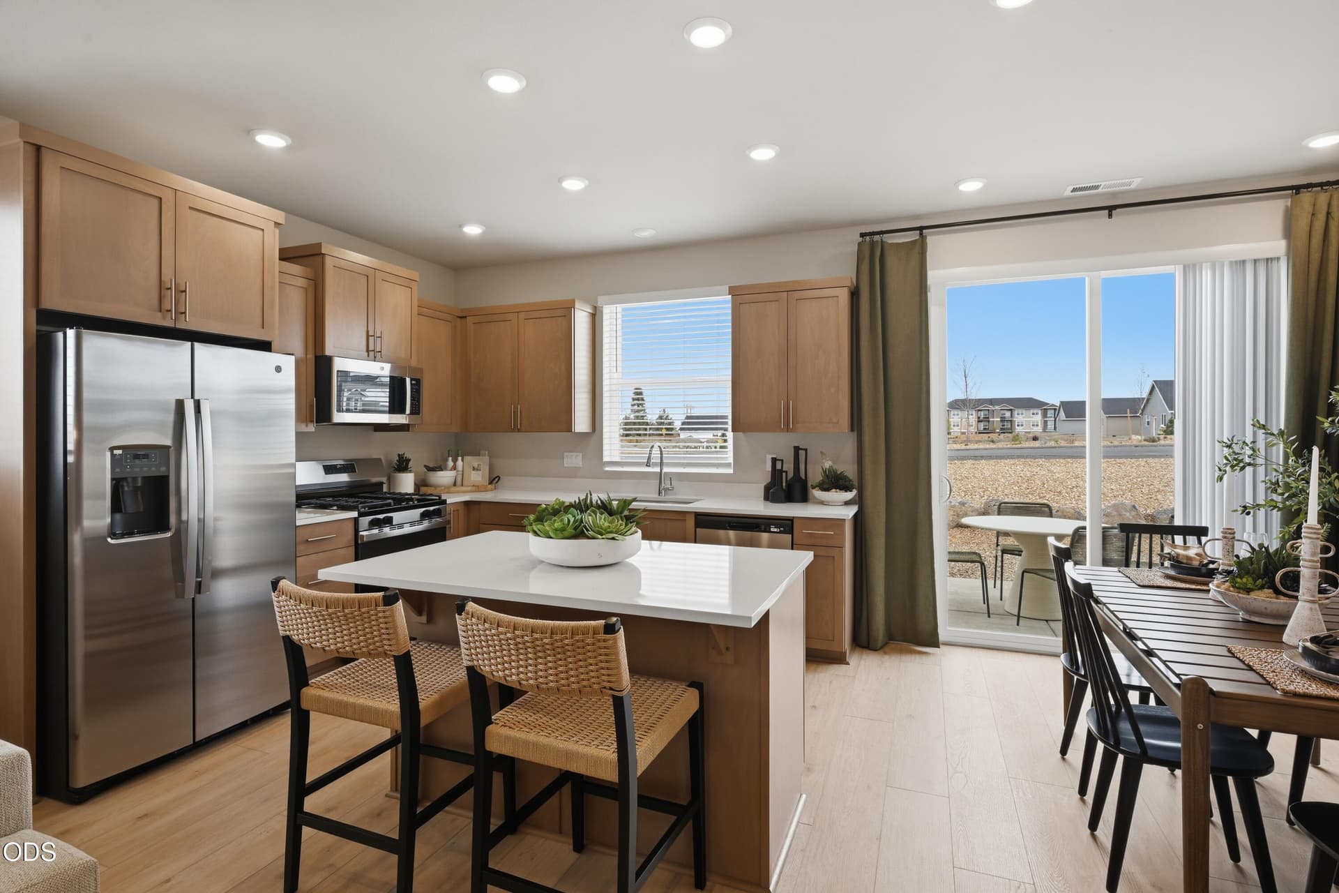 POR_DryCanyon_Pic_Atwood_Kitchen_2of4. Photo 4 of 35, 2728 NW 26th Loop North, Redmond, OR 97756