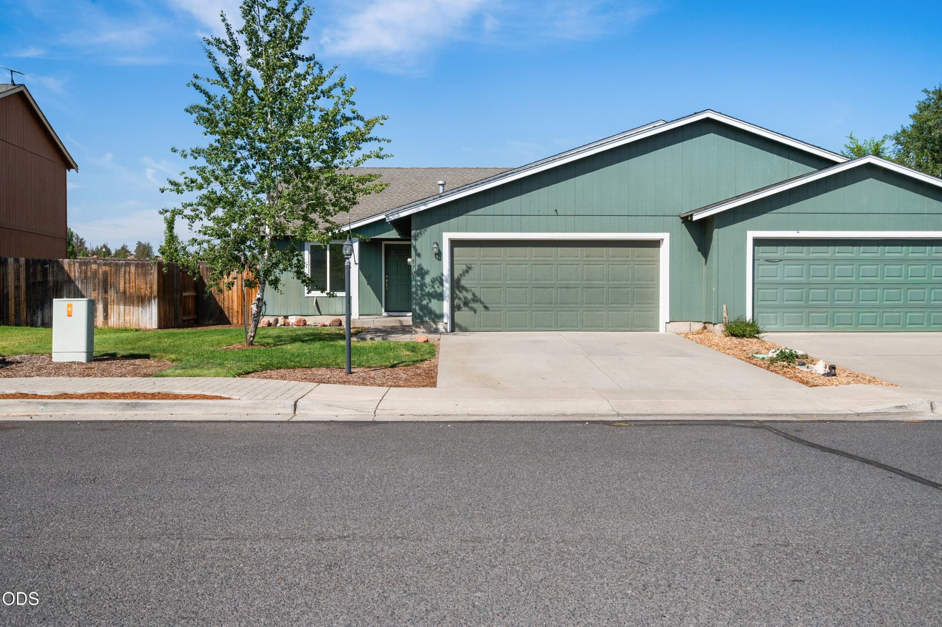 1 - 970SEKierraPl-2. Photo 1 of 30, 970 SE Kierra Place, Madras, OR 97741