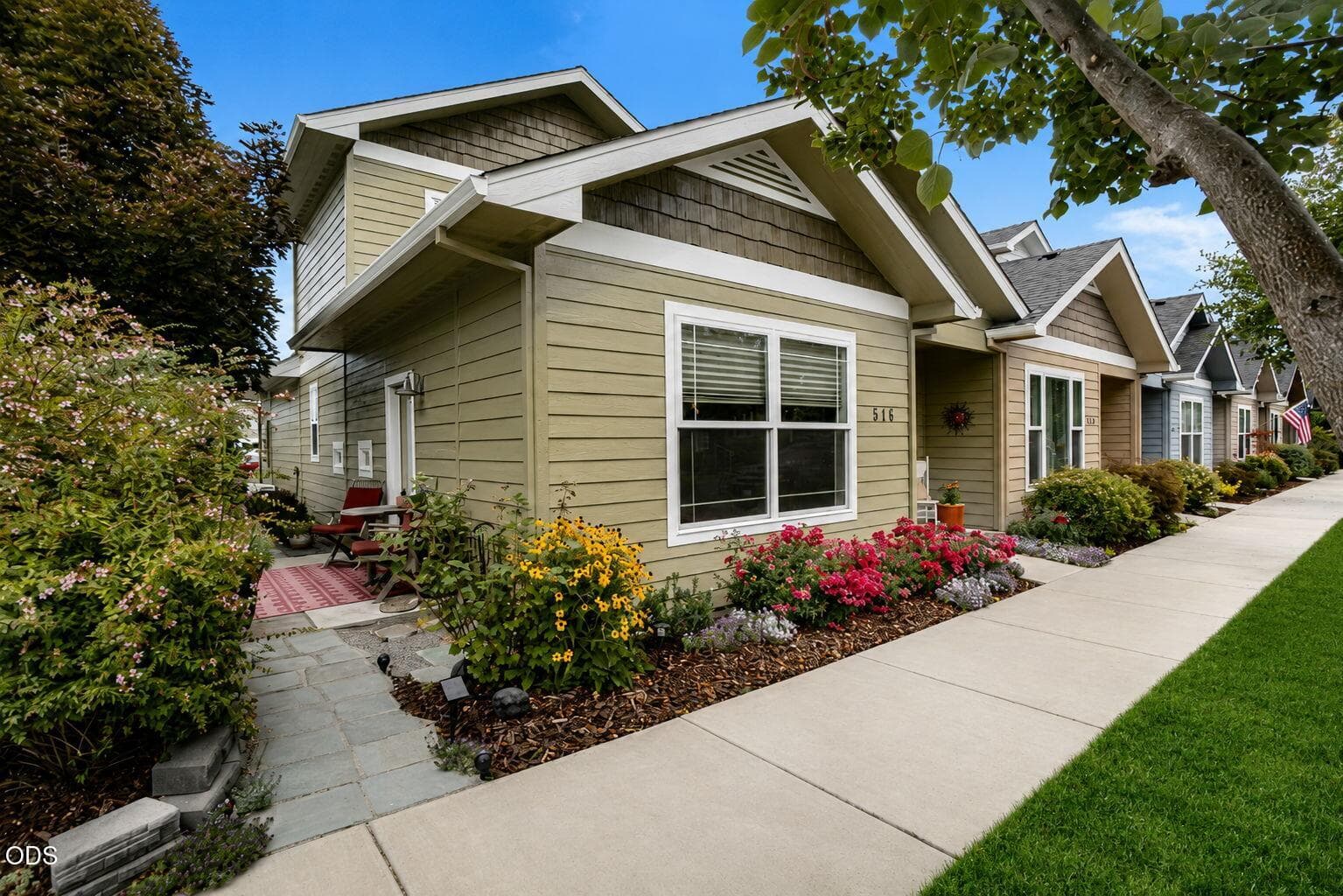 18-web-or-mls-96C234F3-CC08-4A9C-A29D-60. Photo 2 of 20, 546 Blue Moon Drive, Central Point, OR 97502