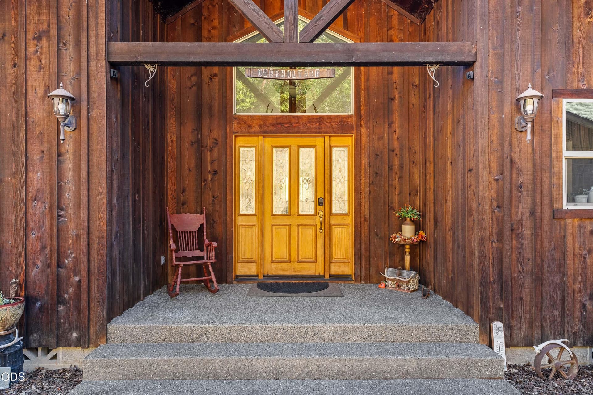 EXT (9 of 22). Photo 3 of 65, 850 Riverbanks Road, Grants Pass, OR 97527