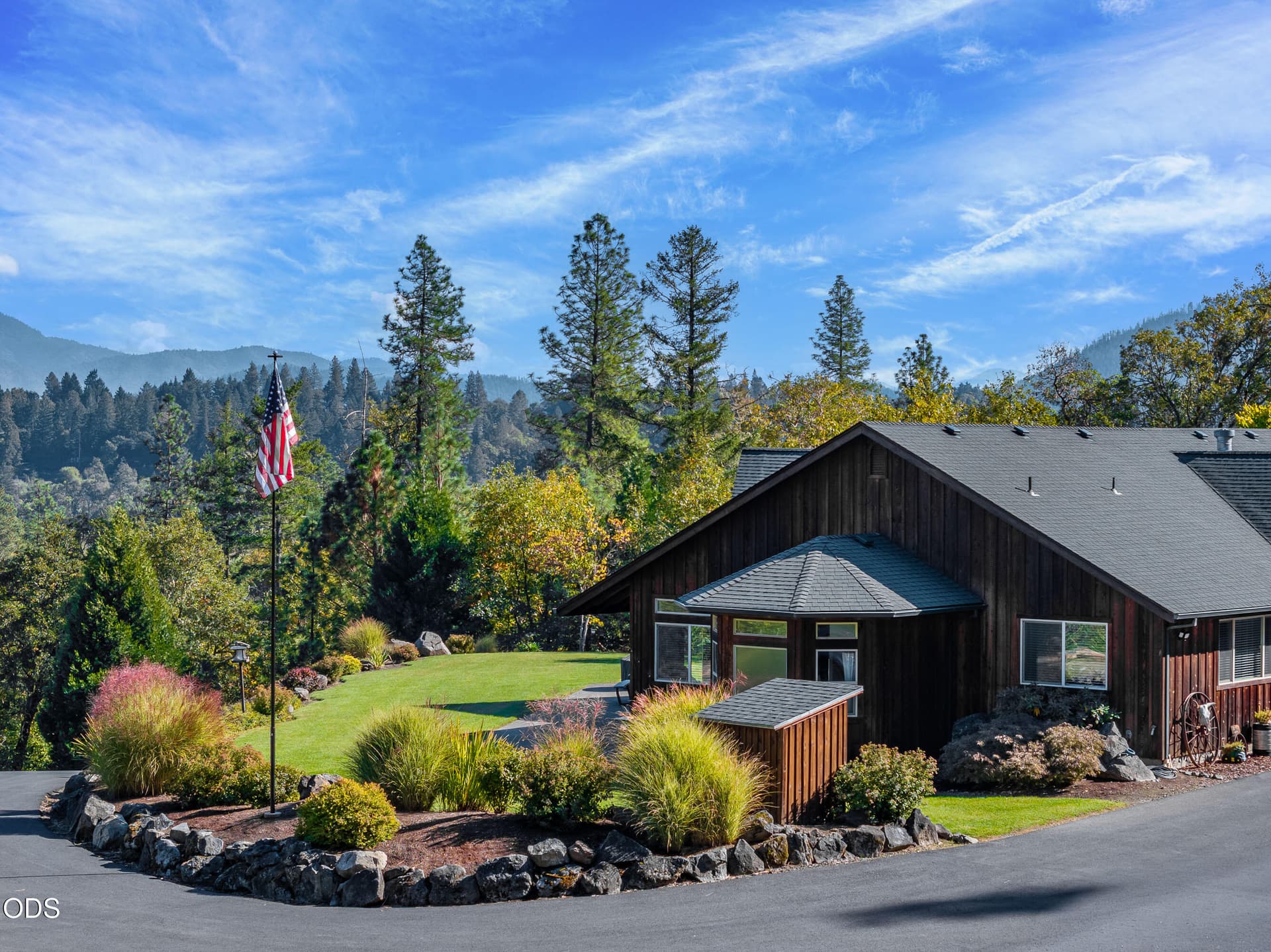 EXT2 (8 of 13). Photo 1 of 65, 850 Riverbanks Road, Grants Pass, OR 97527