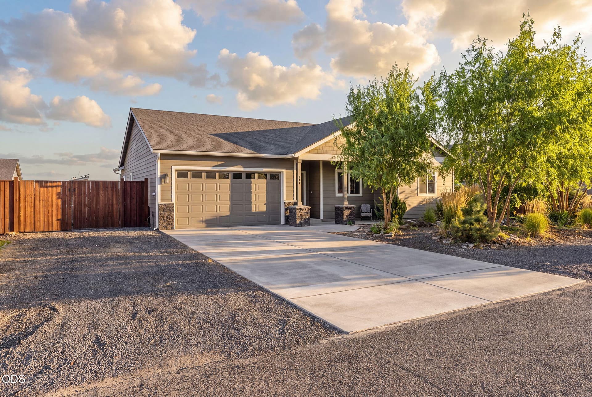 Front of Home. Photo 1 of 33, 550 Mountain Ridge Drive, Culver, OR 97734