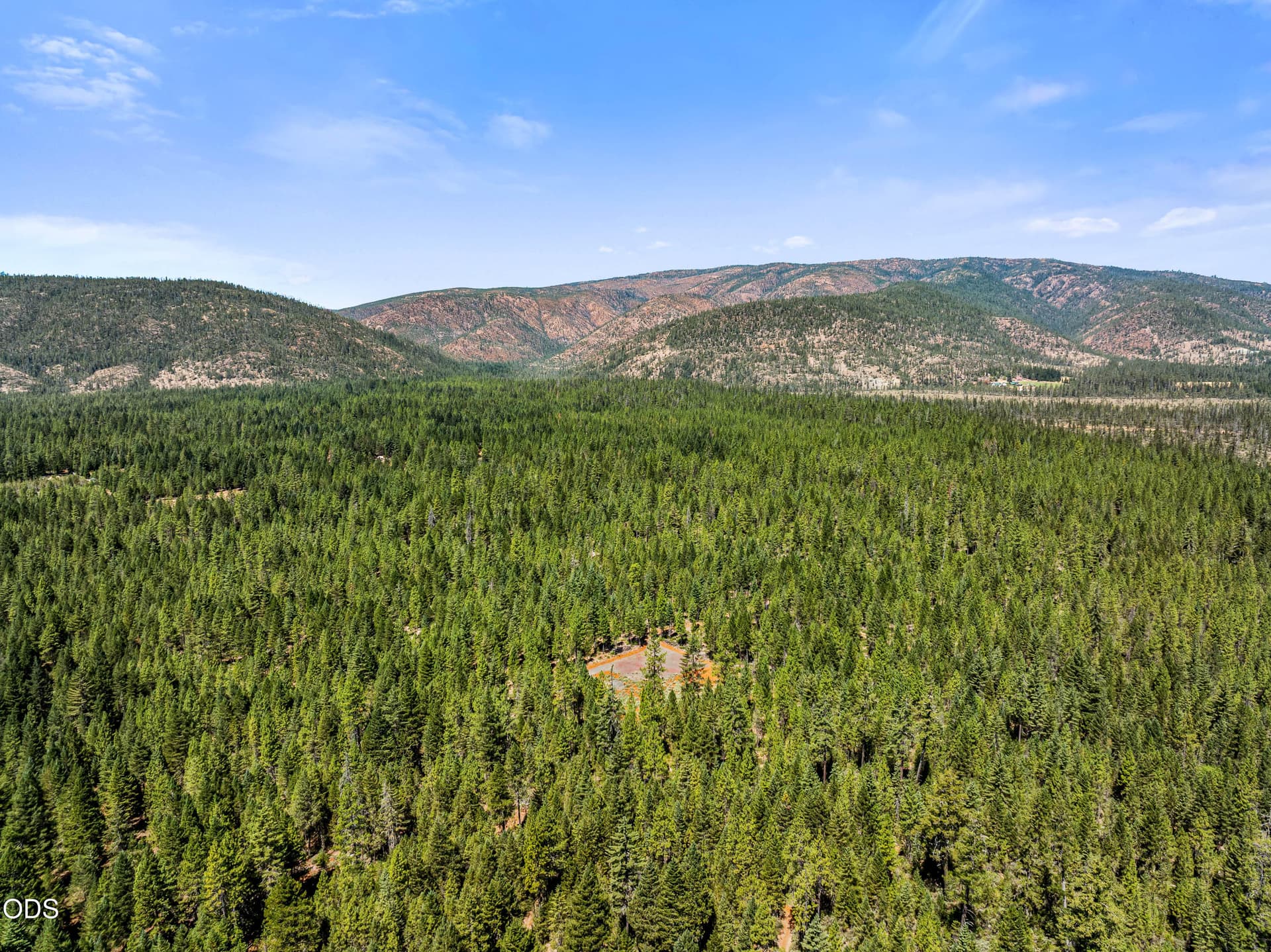 01-DRONE (1 of 11). Photo 1 of 16, 631 Kinnikinnick Drive, O'Brien, OR 97534