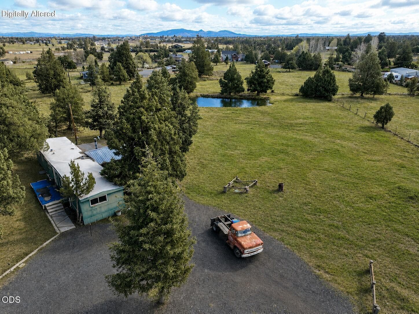 3. Photo 4 of 42, 20970 Hicrest Place, Bend, OR 97703