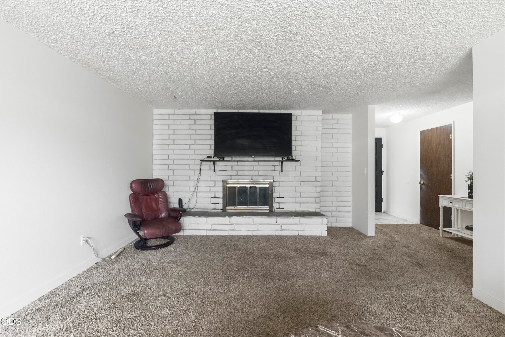 4848DriftwoodDr-22. Photo 4 of 41, 4848 Driftwood Drive, Klamath Falls, OR 97603