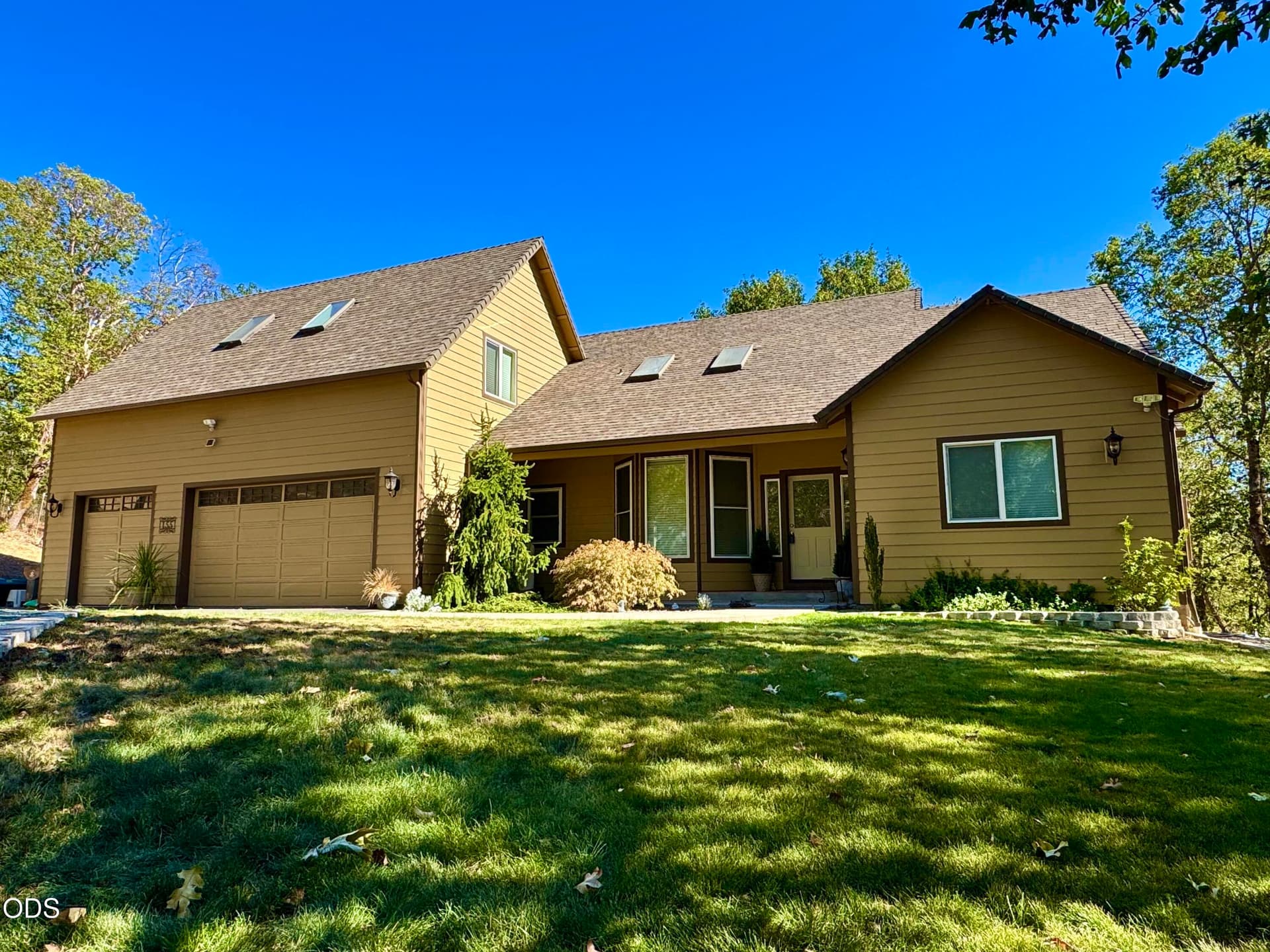 IMG_9026. Photo 1 of 41, 155 El Camino Way, Grants Pass, OR 97526