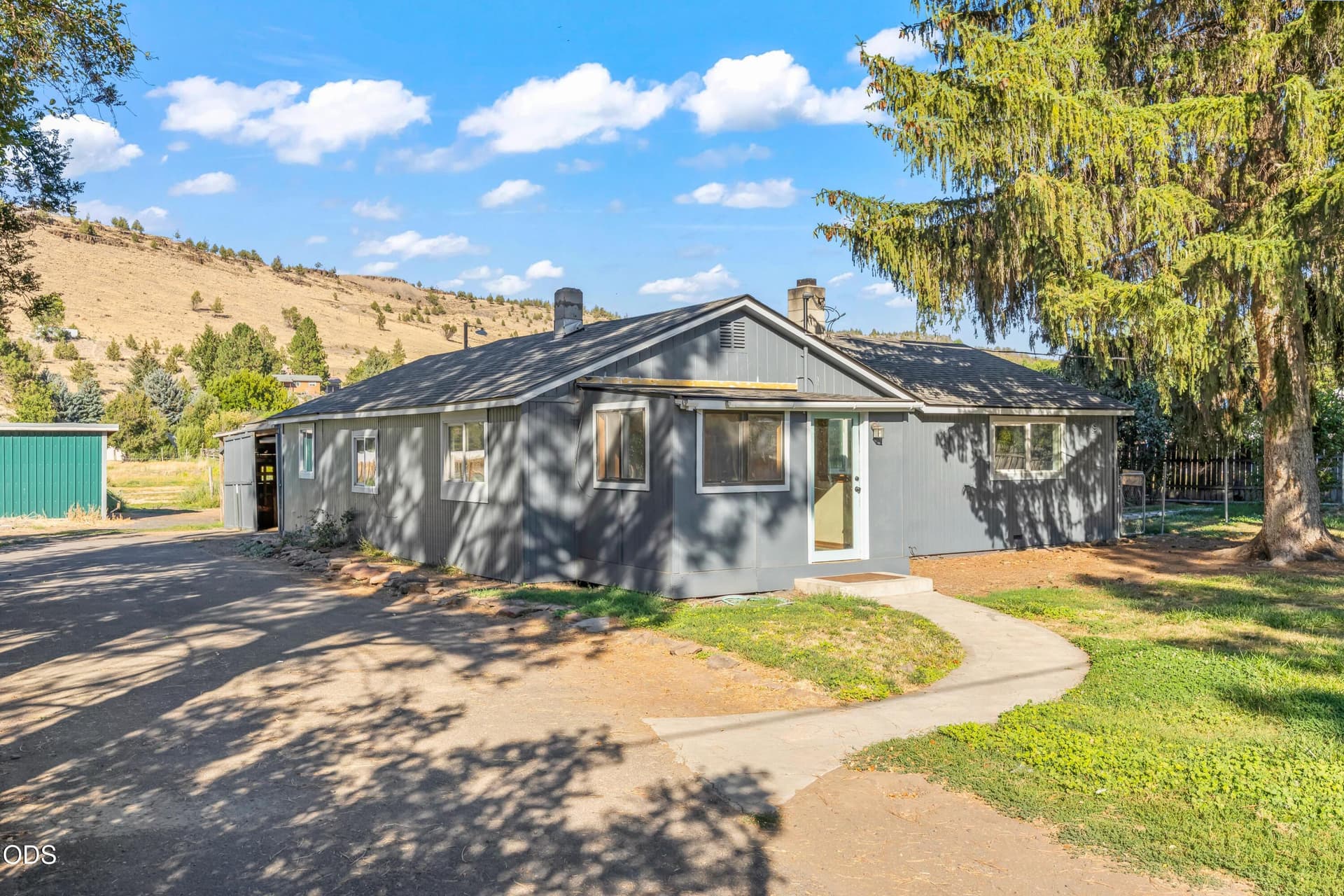 02. Photo 2 of 48, 2555 SE Paulina Highway, Prineville, OR 97754