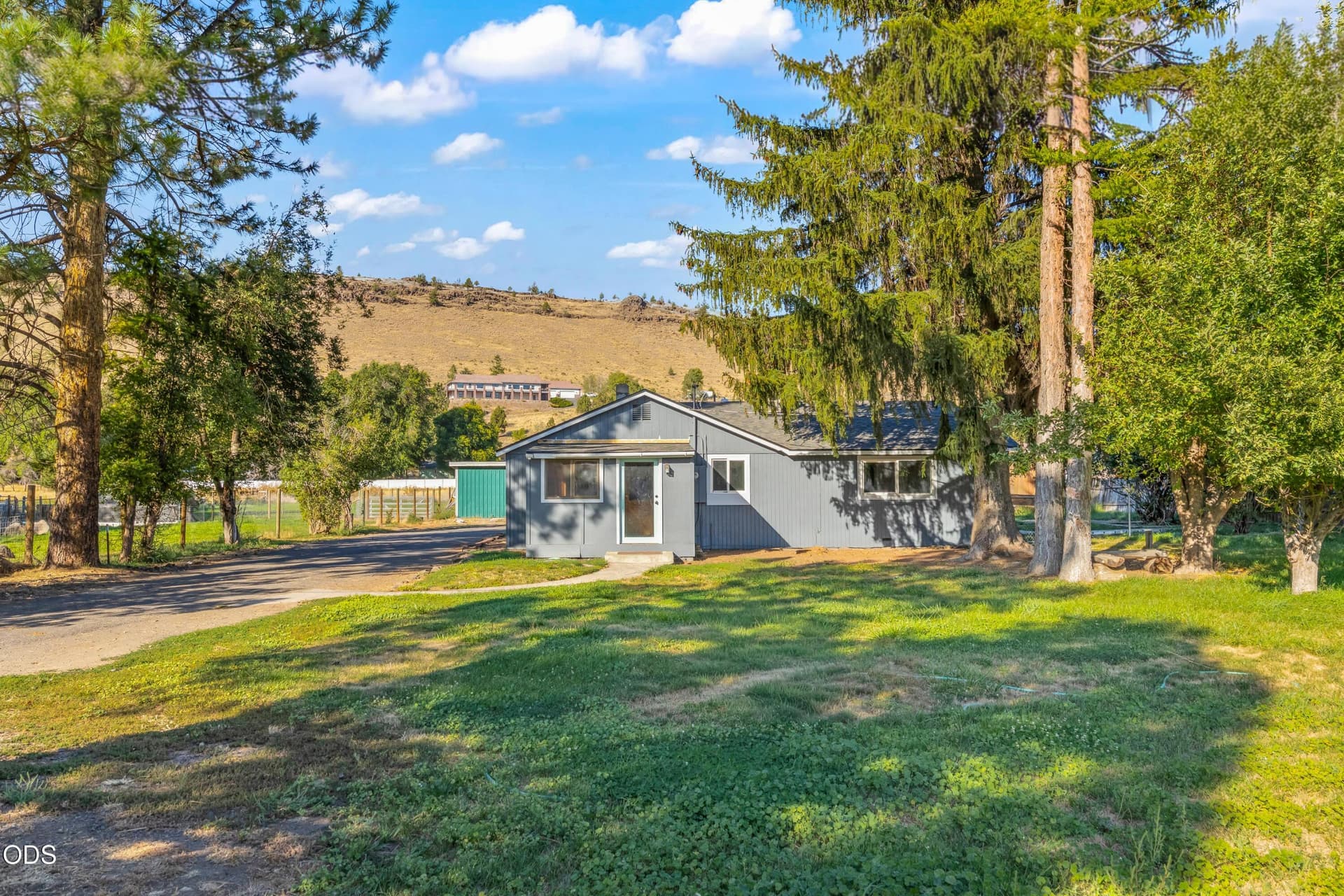 36. Photo 3 of 48, 2555 SE Paulina Highway, Prineville, OR 97754