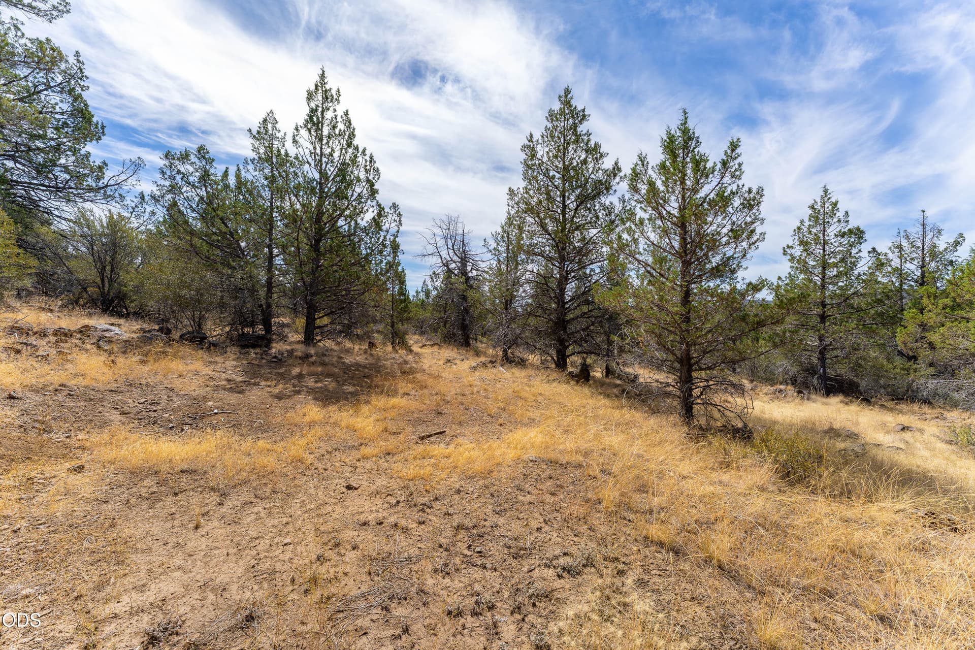 04-EXT (4 of 10). Photo 5 of 11, 22 Klamath Falls Forest Estates Unit Hwy 66 plat #2, Klamath Falls, OR 97603
