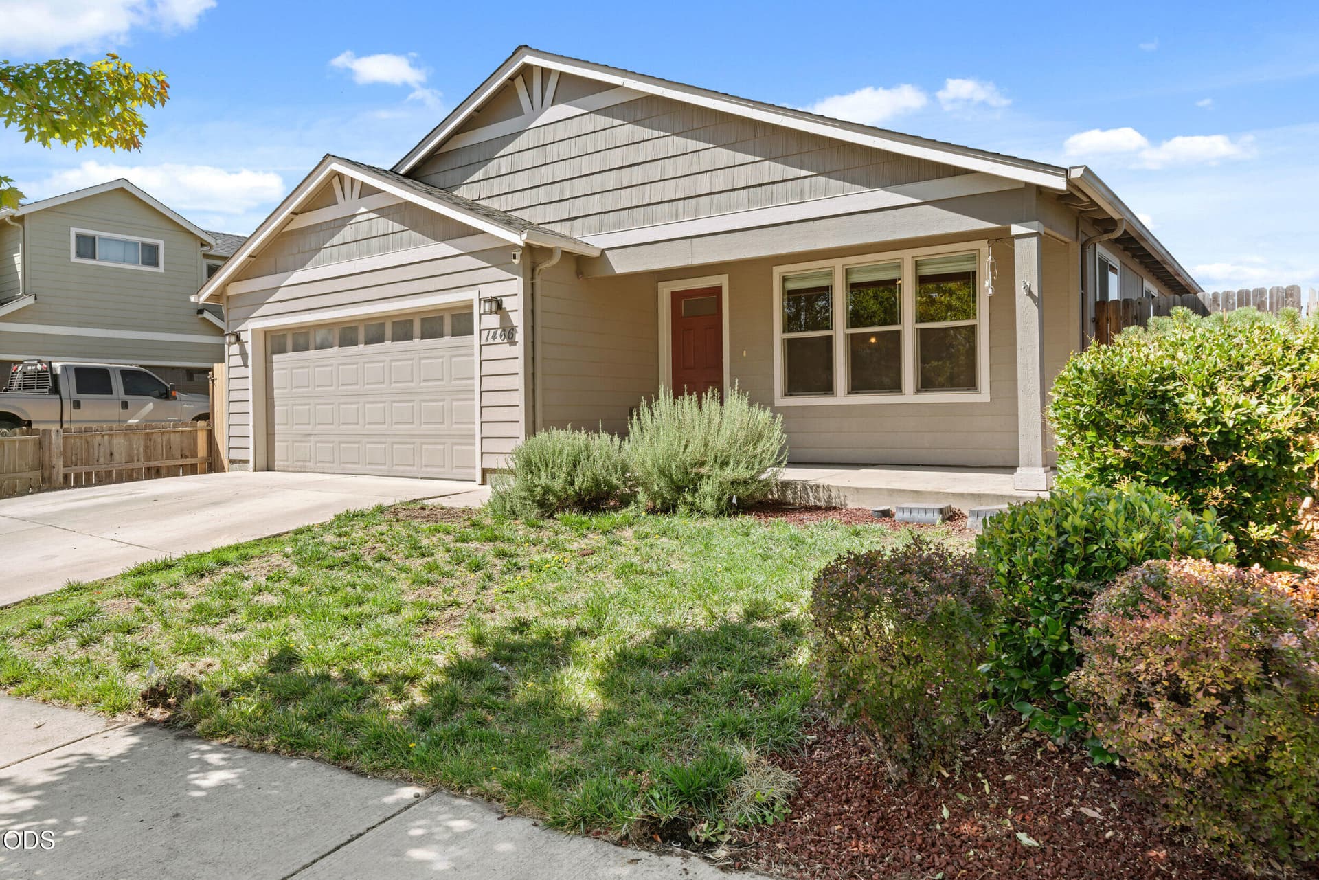 1466 clearsprings dr-29. Photo 2 of 30, 1466 Clearsprings Drive, Medford, OR 97501