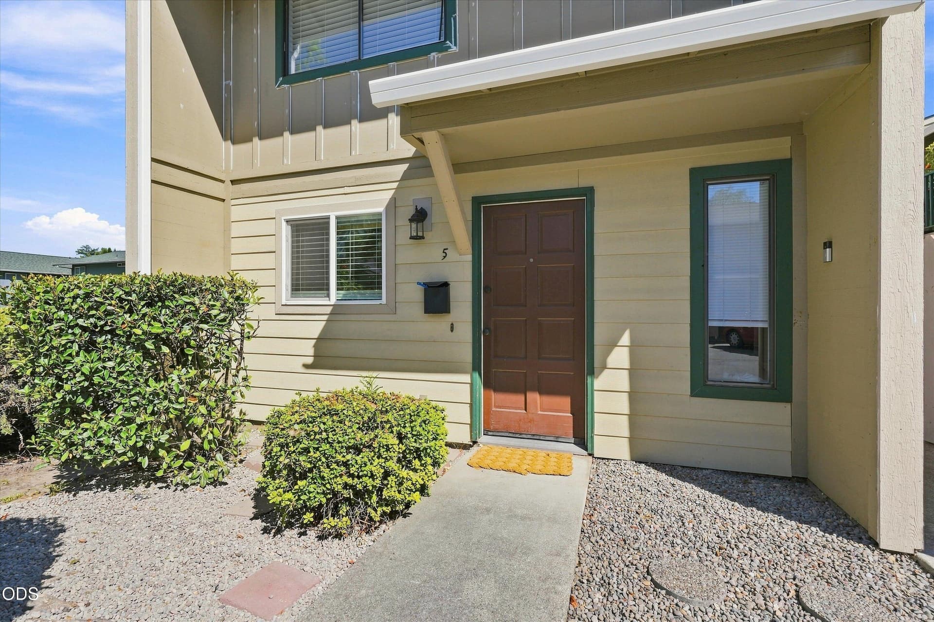 Exterior. Photo 2 of 30, 1111 Stevens Street Unit 5, Medford, OR 97504