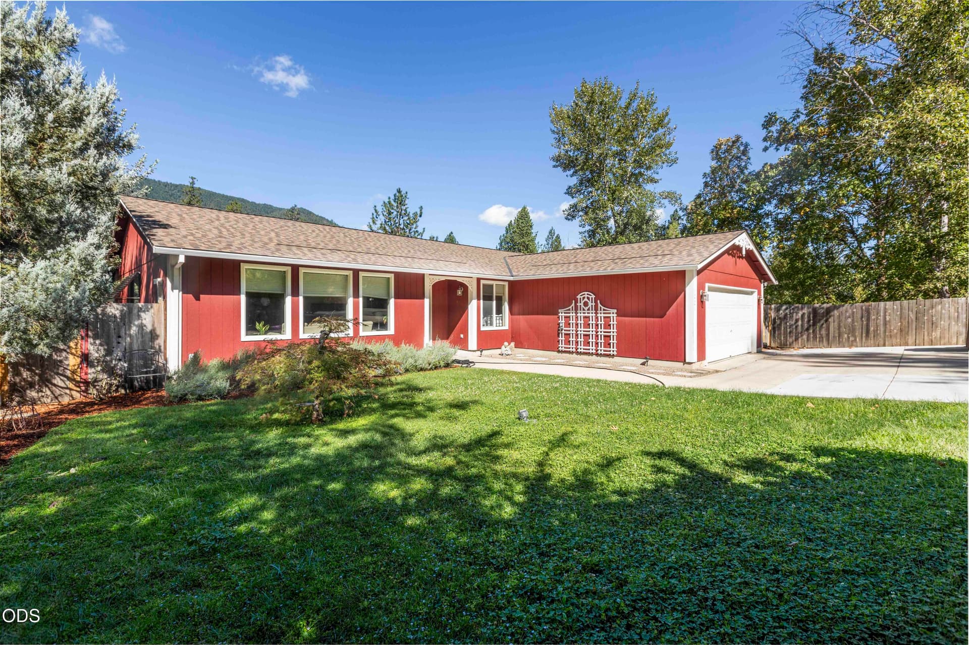 Beautiful yard. Photo 2 of 52, 1221 E Evans Creek Road, Rogue River, OR 97537