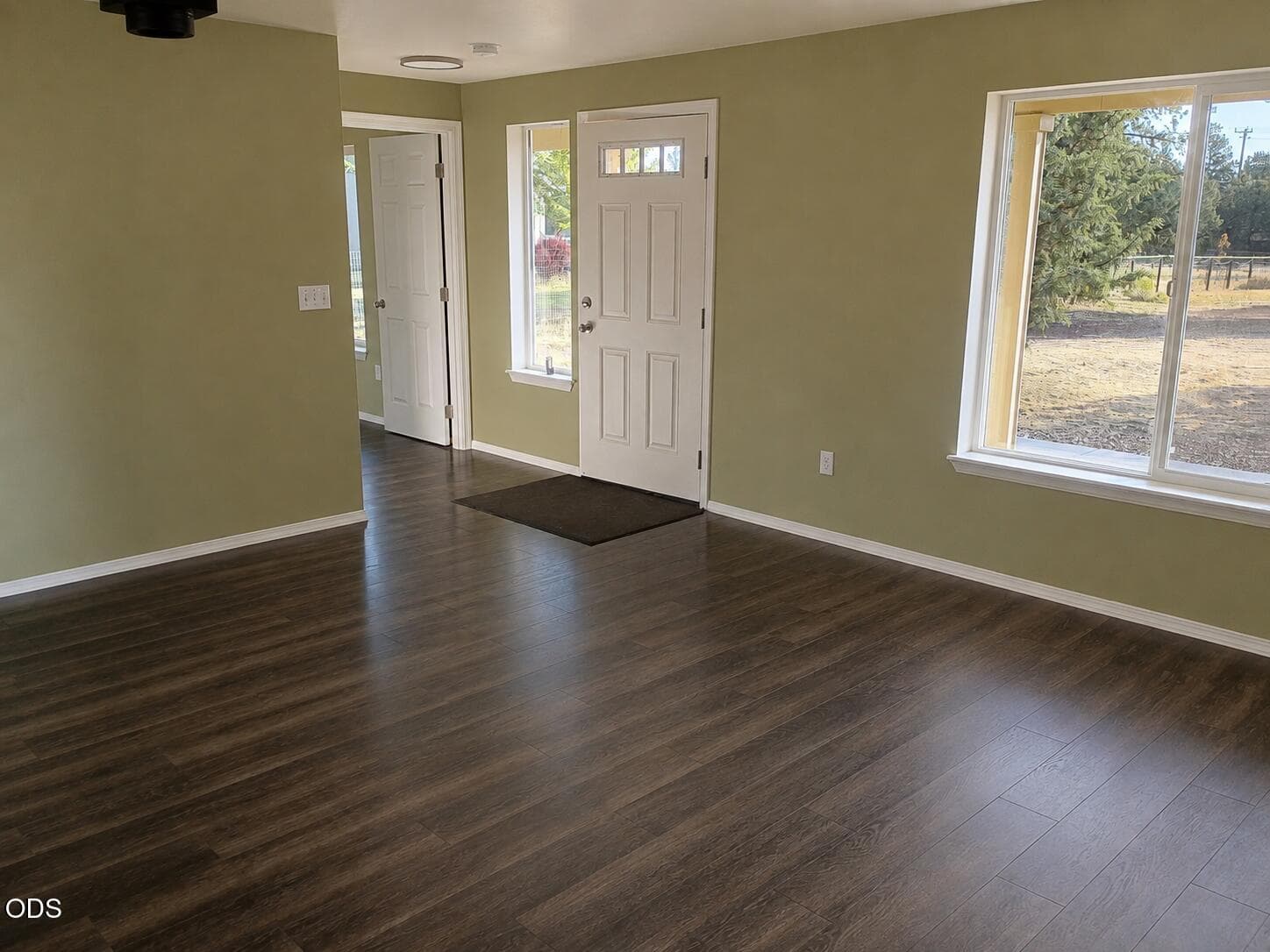 KCP Living Room. Photo 5 of 21, 12998 SW Cinder Drive, Terrebonne, OR 97760