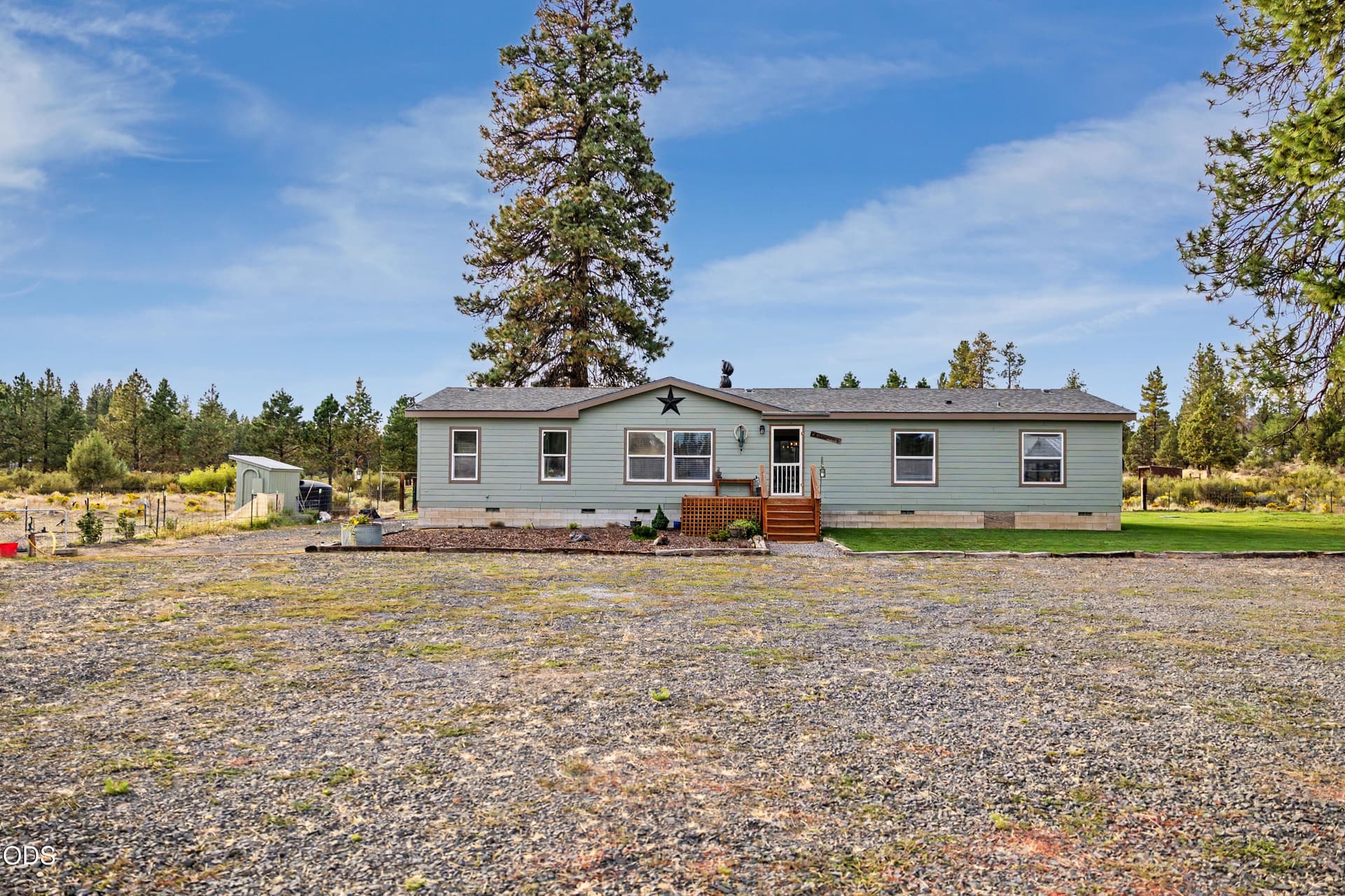 5515BuffleheadDr-3. Photo 2 of 52, 5515 Bufflehead Drive, Bonanza, OR 97623