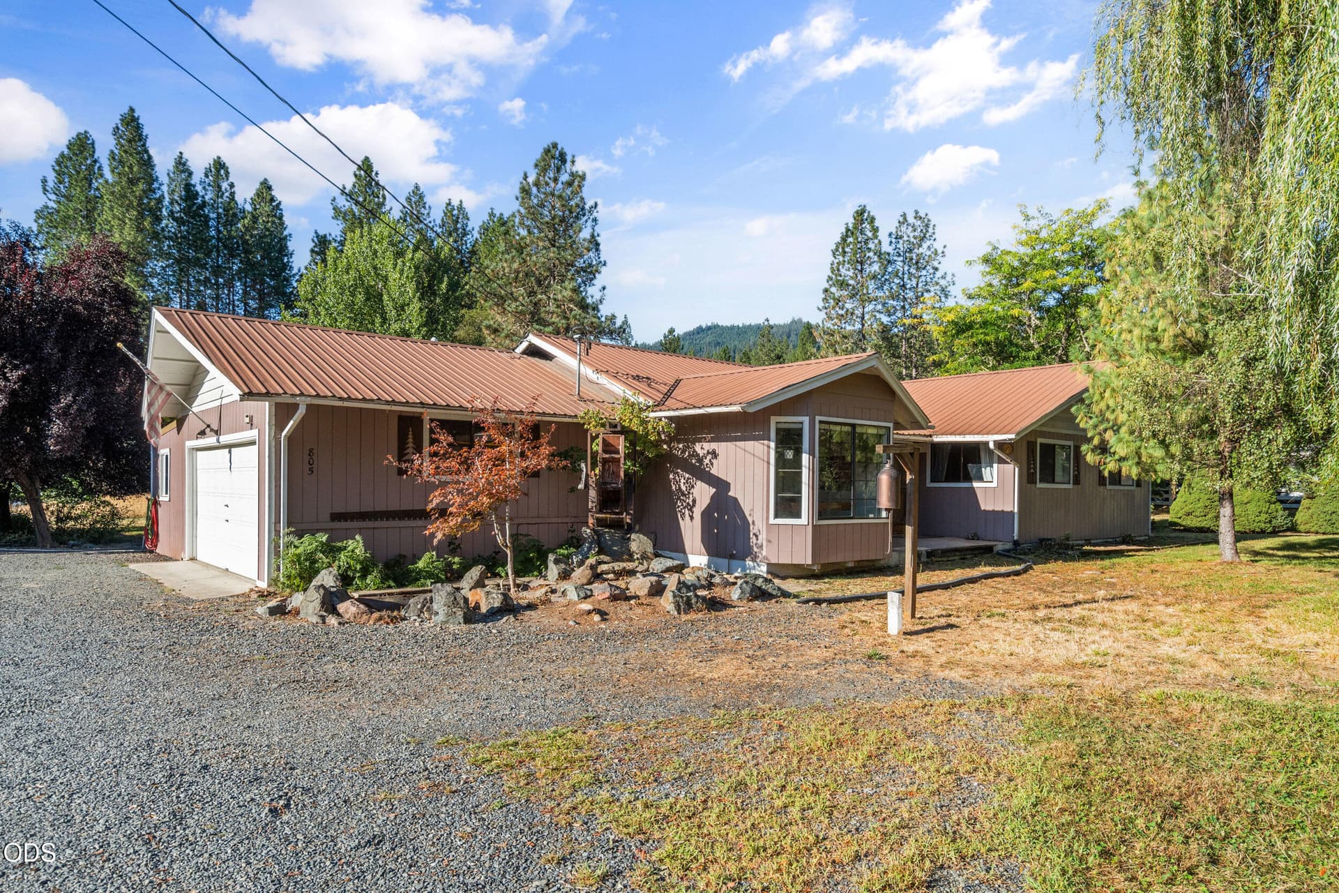 Front Exterior. Photo 2 of 37, 805 Minthorne Road, Rogue River, OR 97537