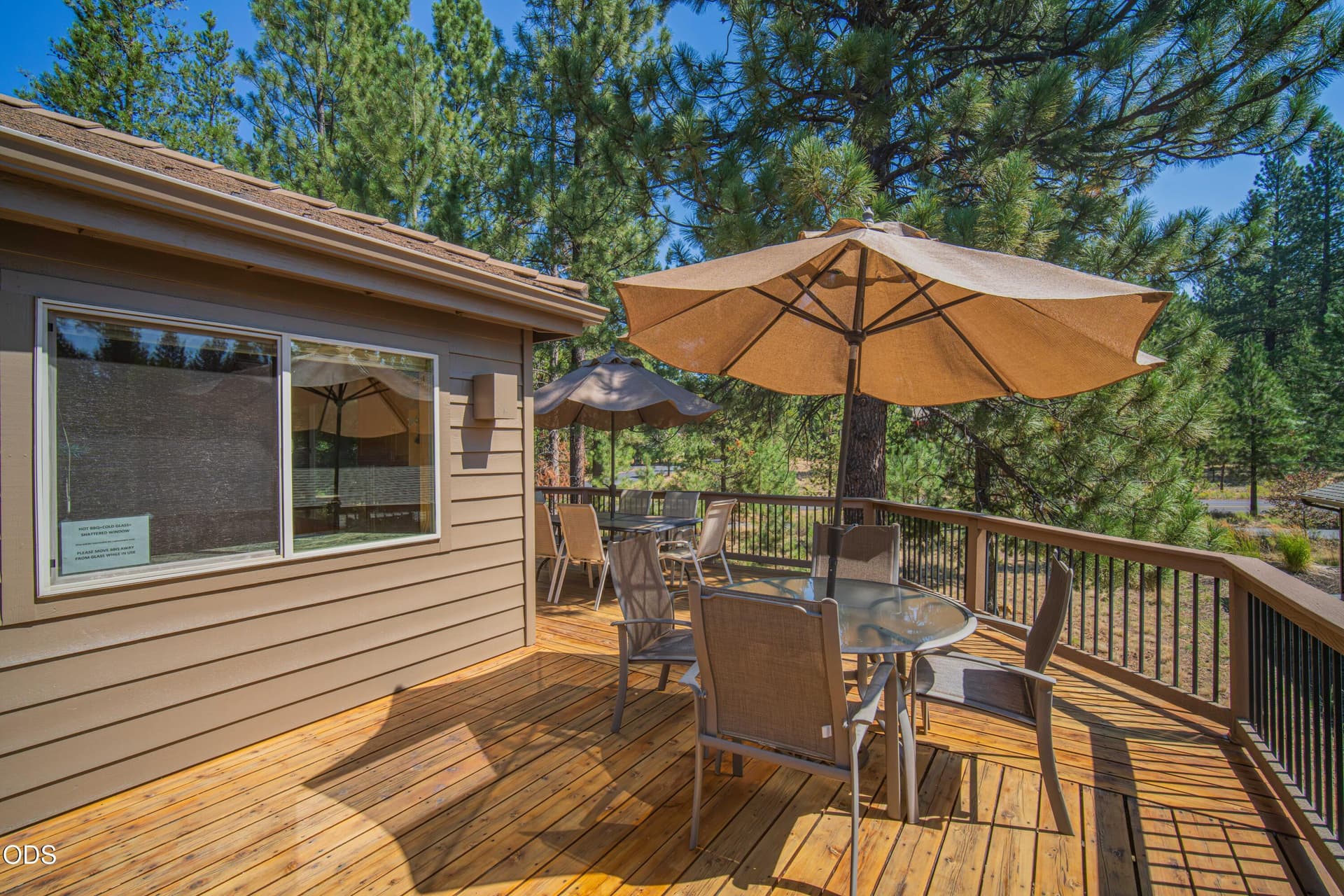 sunriver-outdoor-dining-deck. Photo 4 of 40, 17924 Foursome Lane, Sunriver, OR 97707