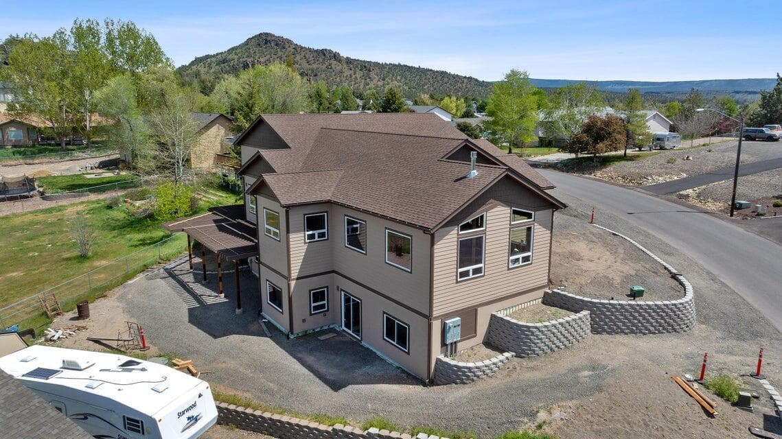 5. Photo 3 of 62, 3248 NE Yellowpine Road Unit 00, Prineville, OR 97754