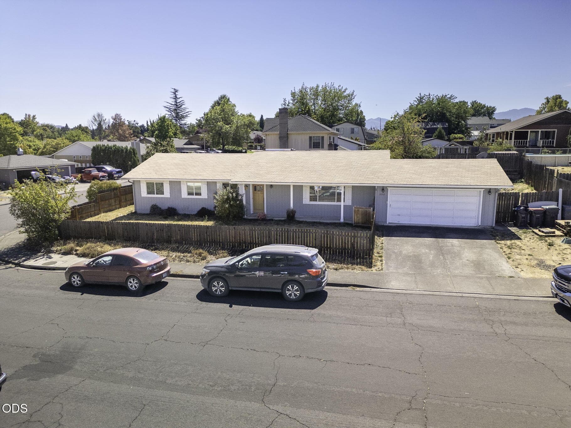 5-web-or-mls-Brookside006. Photo 1 of 23, 2552 Brookside Drive, Medford, OR 97504