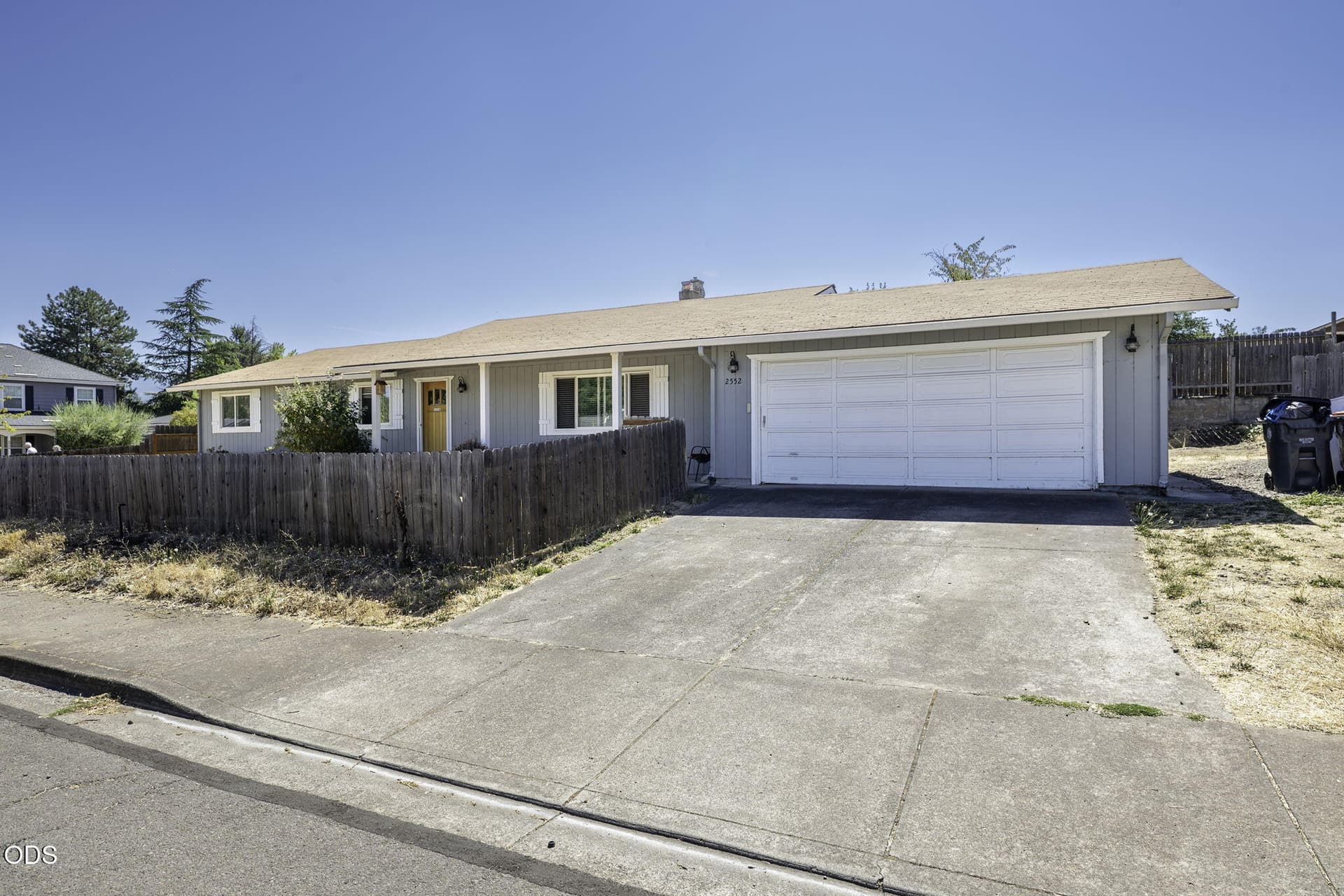10-web-or-mls-Brookside010. Photo 2 of 23, 2552 Brookside Drive, Medford, OR 97504