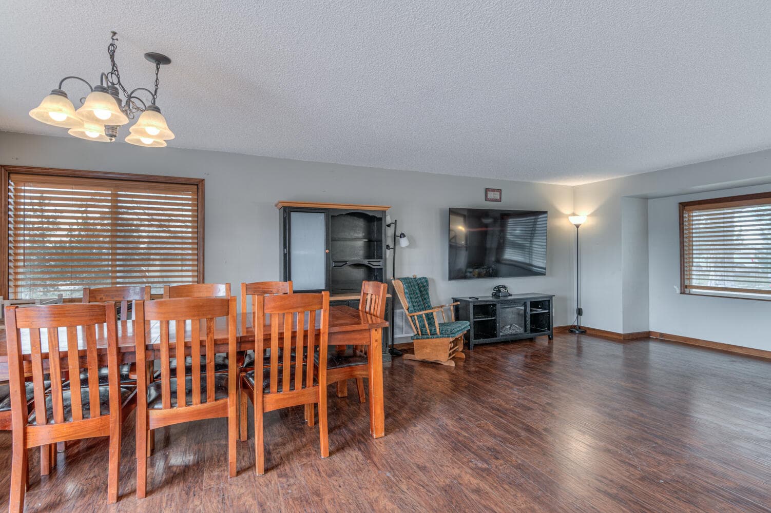 1133 NE Scenic Dr., Madras, OR - 20. Photo 4 of 42, 1133 NE Scenic Drive, Madras, OR 97741